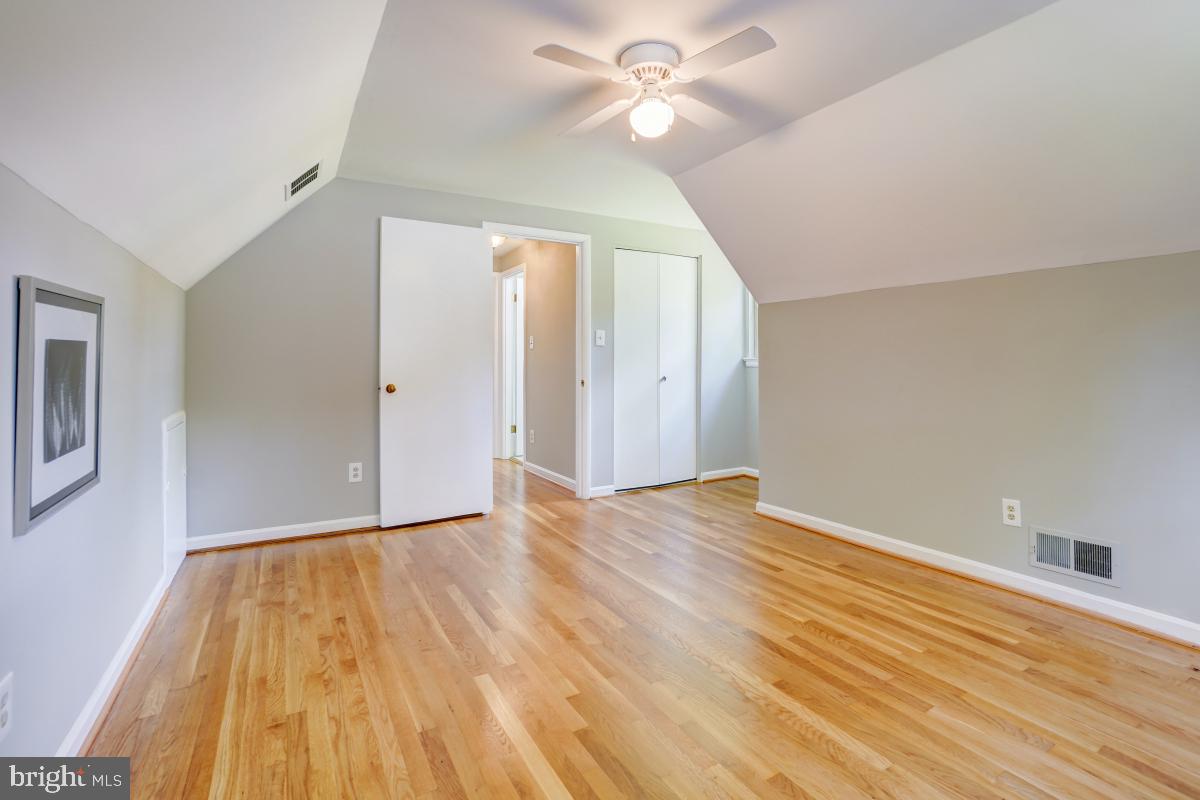 SEMINARY VALLEY - Residential