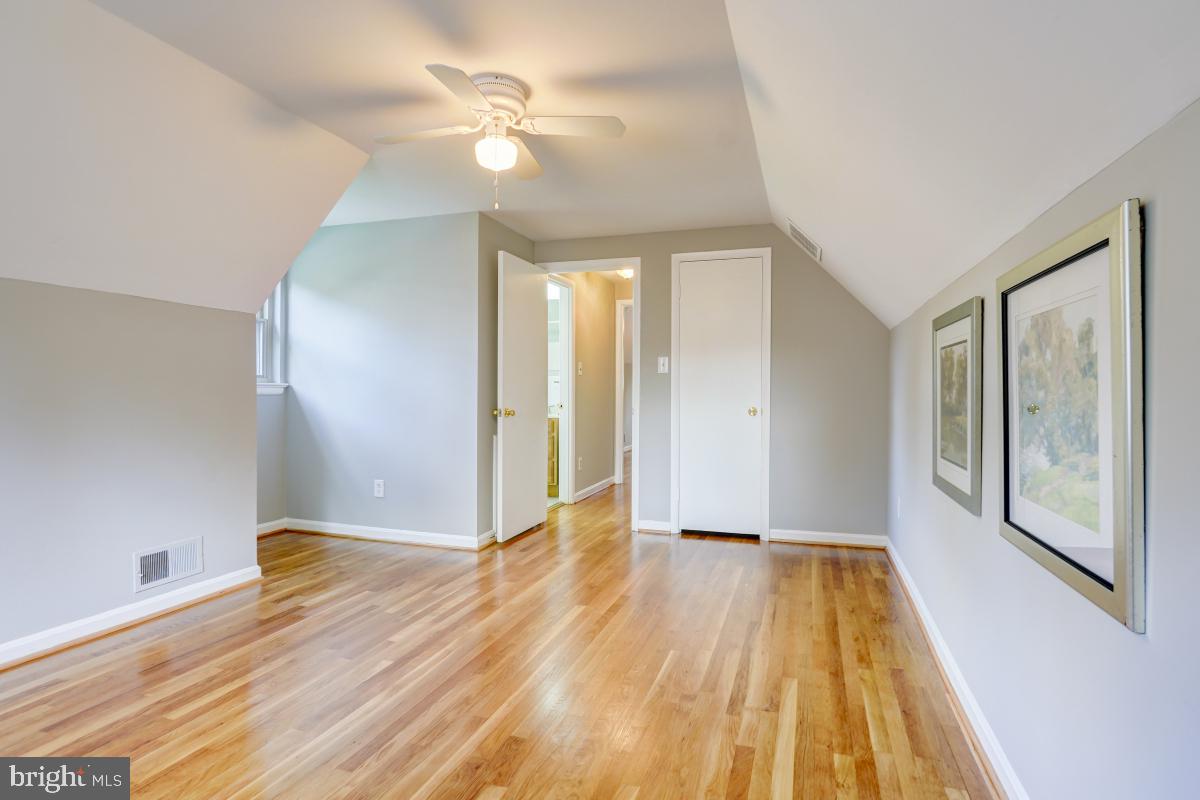 SEMINARY VALLEY - Residential