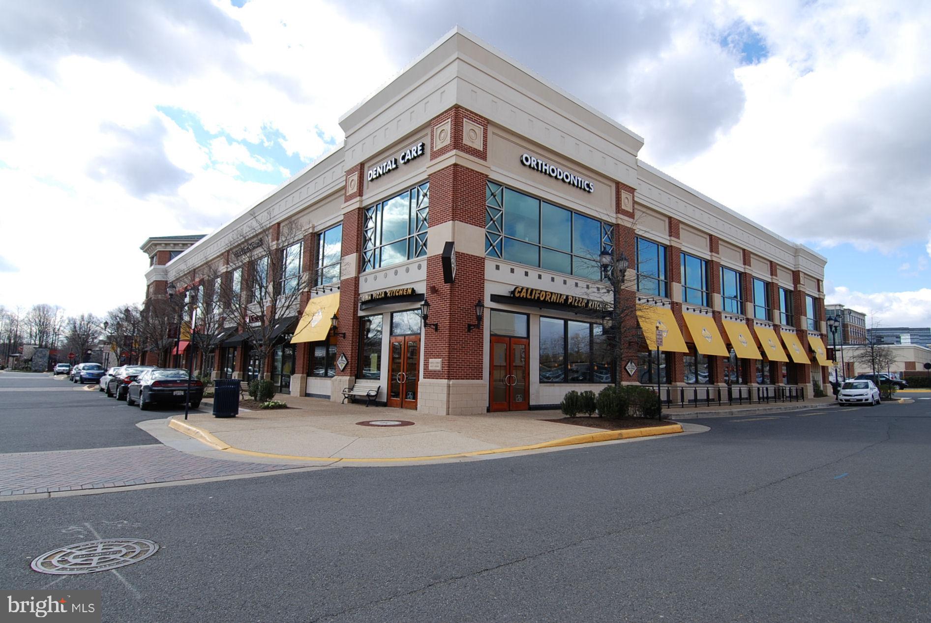 CARRIAGE PARK - Residential Lease