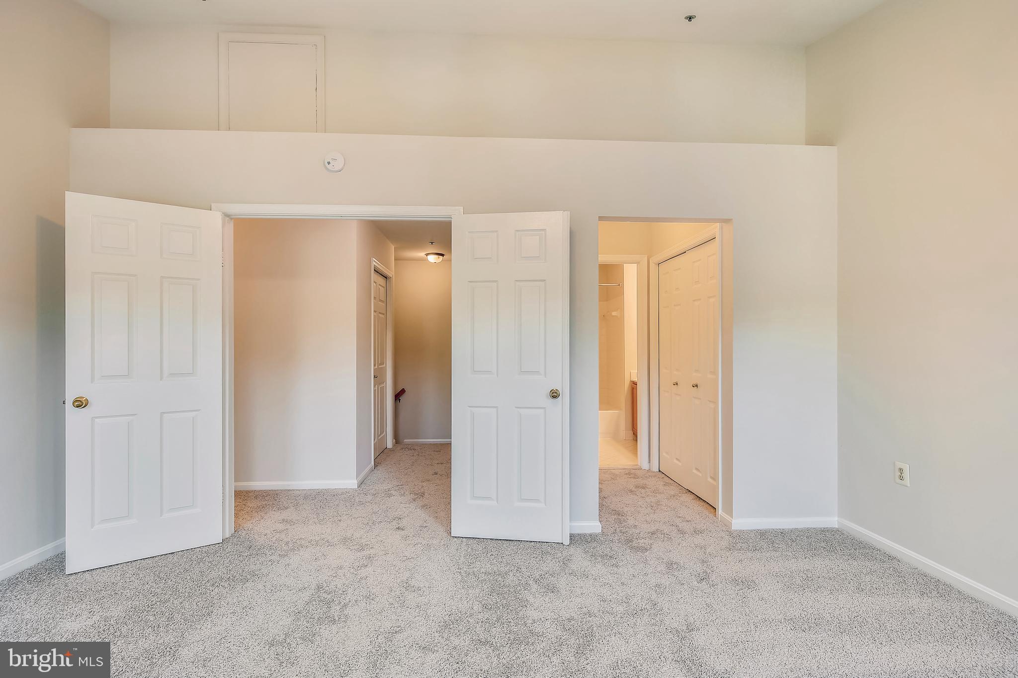 CARRIAGE PARK - Residential Lease