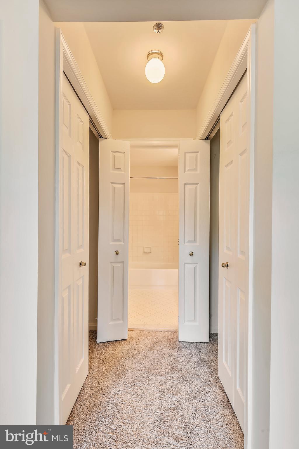 CARRIAGE PARK - Residential Lease