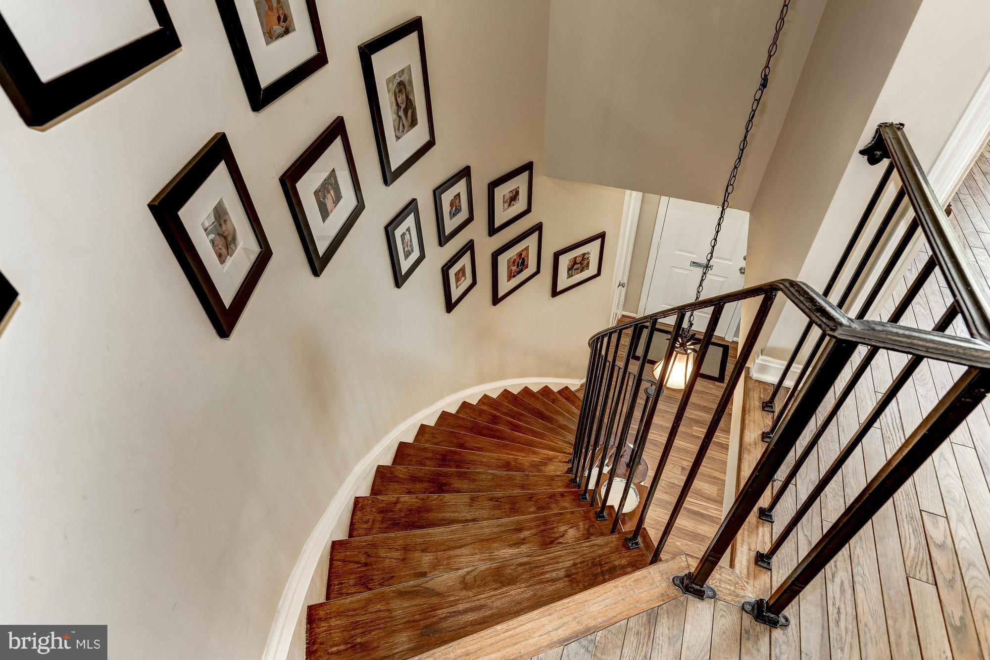 CHARLESTOWN - Residential