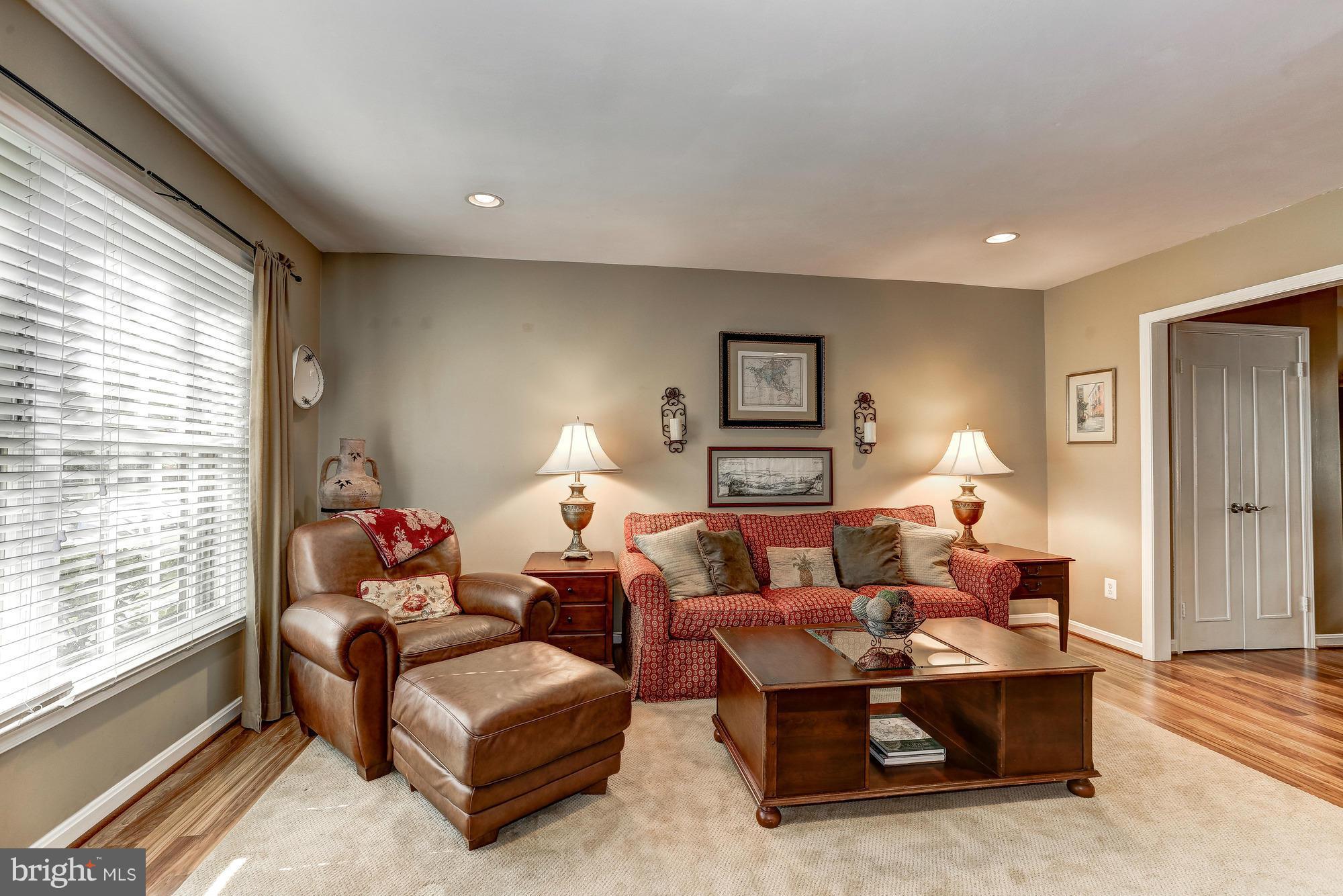 CHARLESTOWN - Residential