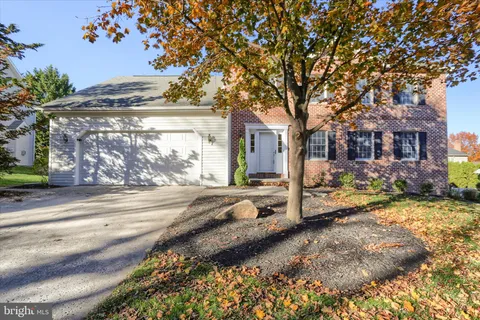 1090 Memory Lane, Mechanicsburg, PA 17050 - #: PACB2048308