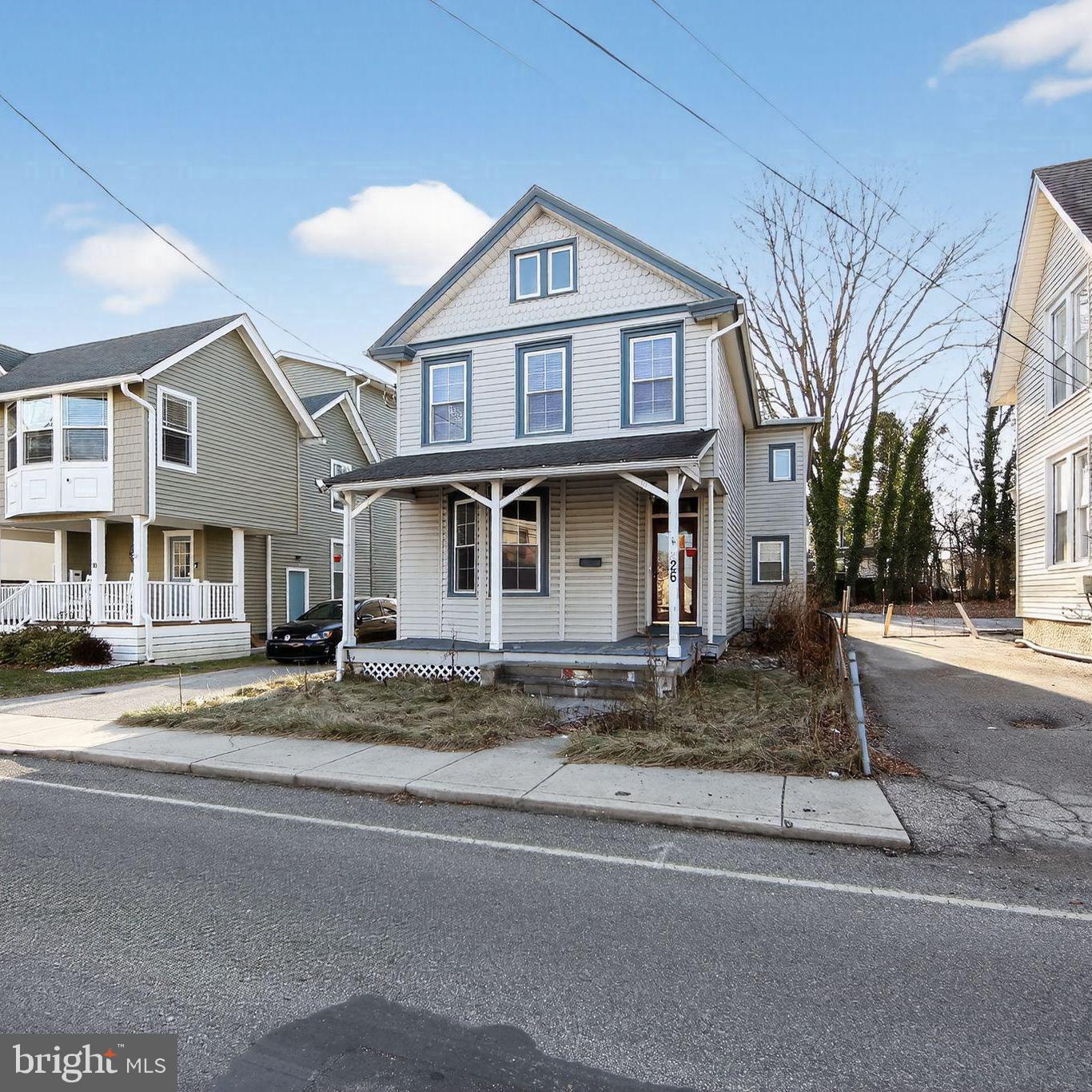 26 WATERLOO AVENUE