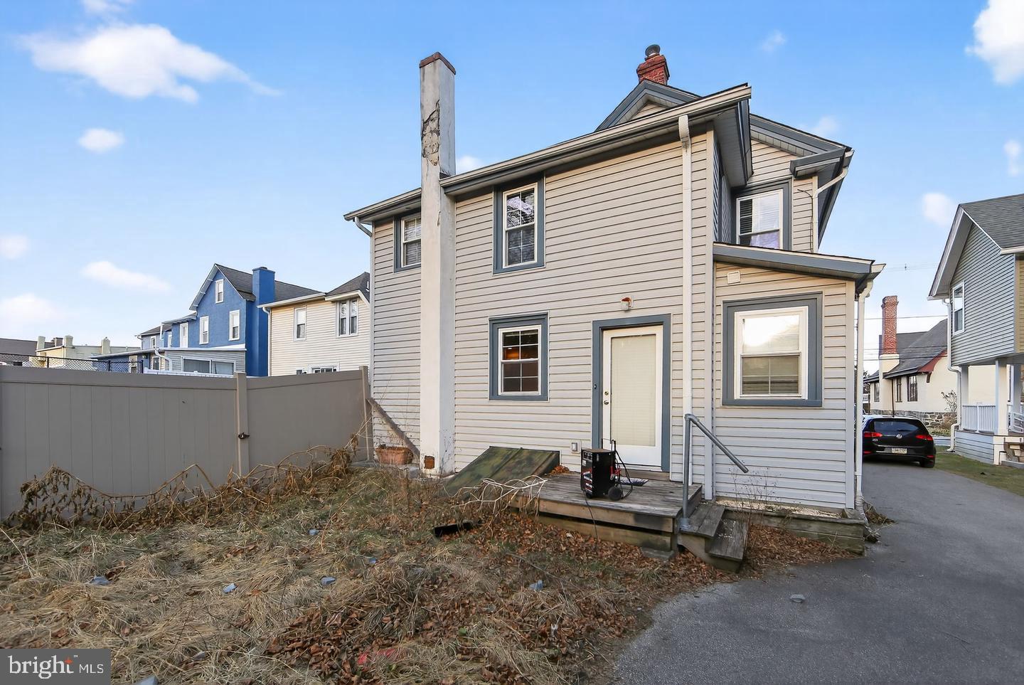26 WATERLOO AVENUE