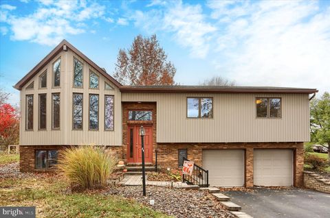 1804 BLACKLATCH LANE MIDDLETOWN PA 17057