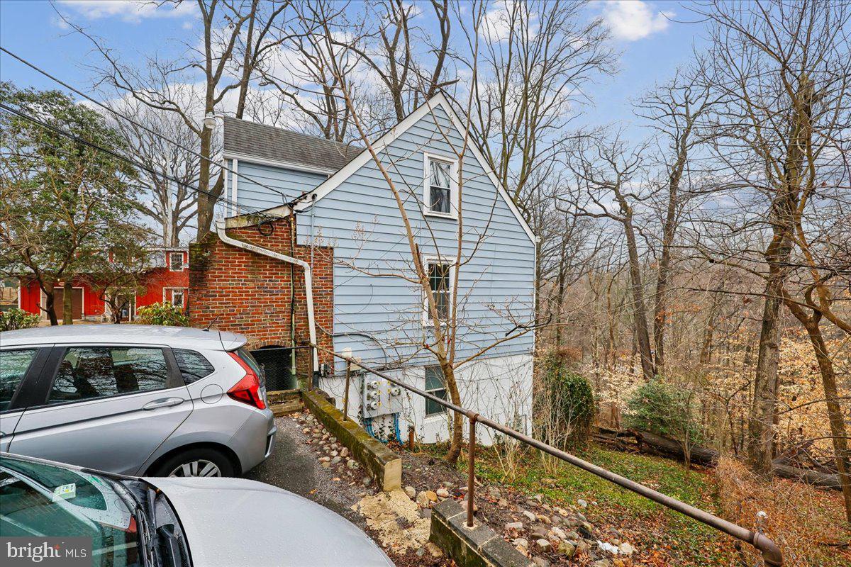 TAKOMA PARK - Commercial Sale