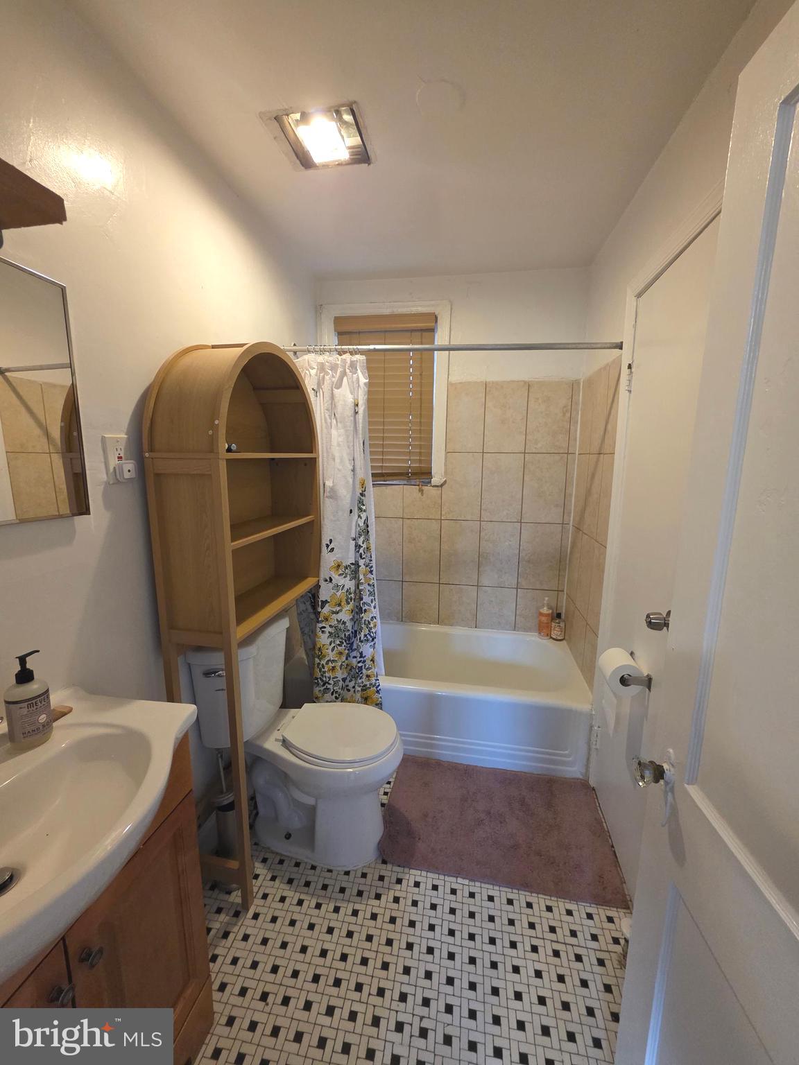 TAKOMA PARK - Commercial Sale