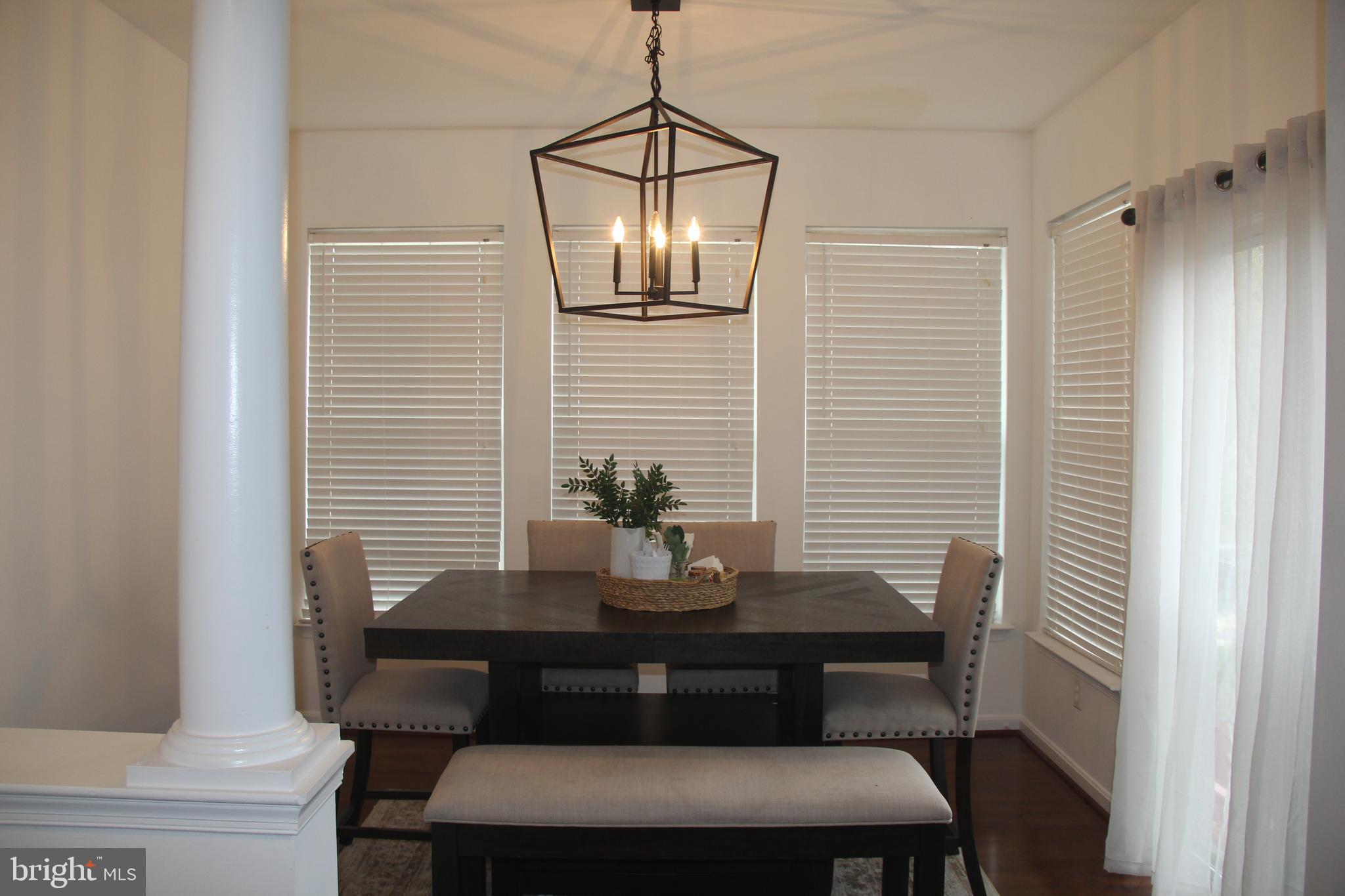 CARRIAGE PINES/LAKE VILL - Residential