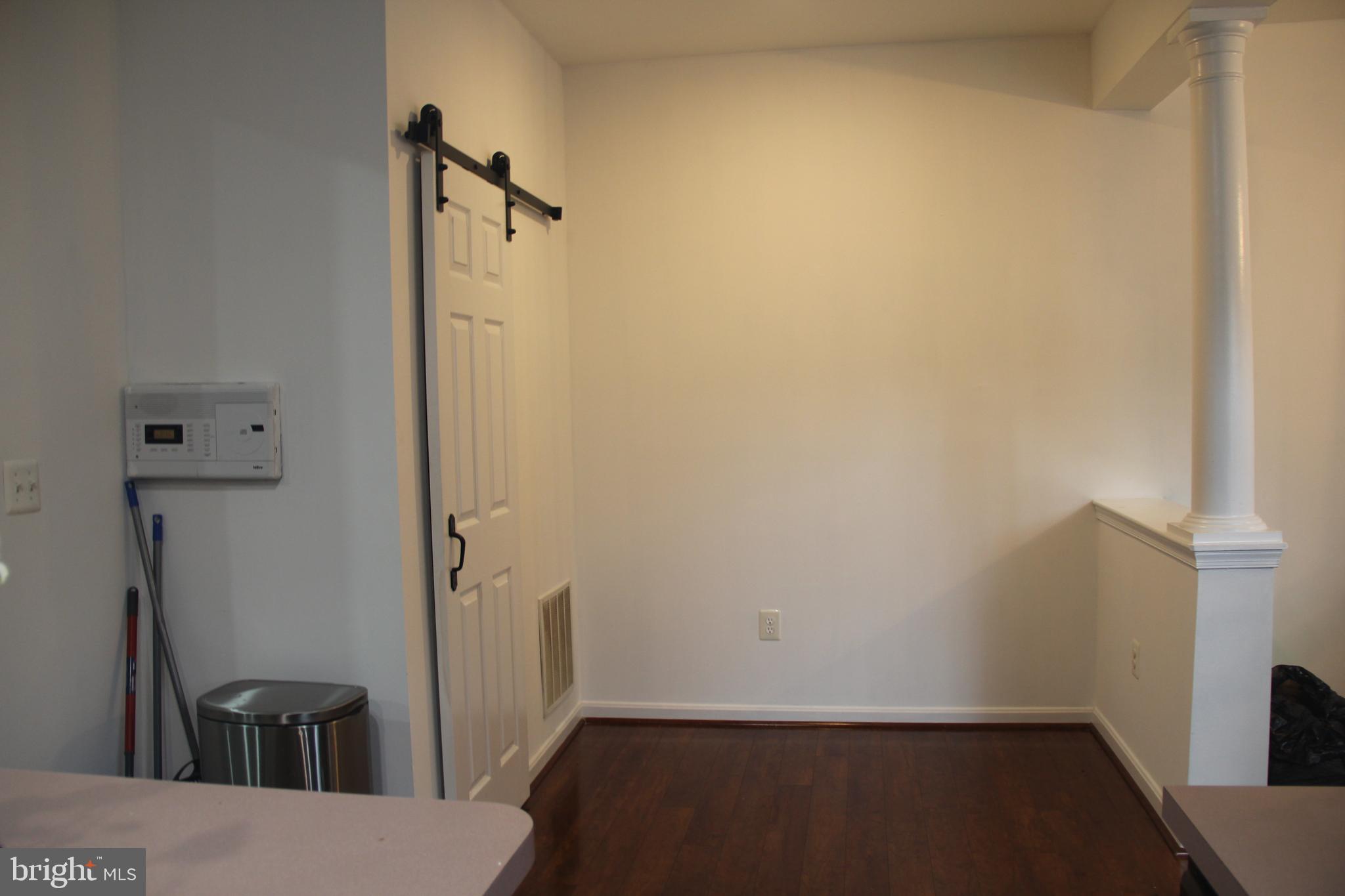 CARRIAGE PINES/LAKE VILL - Residential