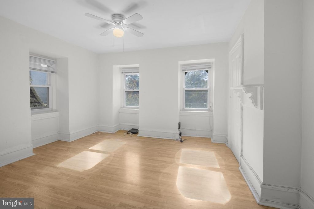 Photo of 131 W Susquehanna Avenue #3, PHILADELPHIA, PA 19122 (MLS # PAPH2580442)