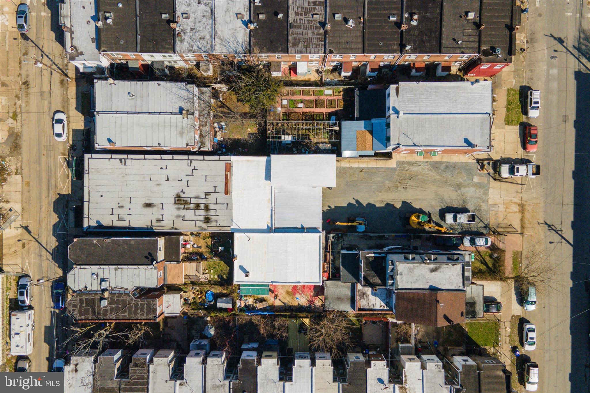 ELMWOOD PARK - Commercial Sale