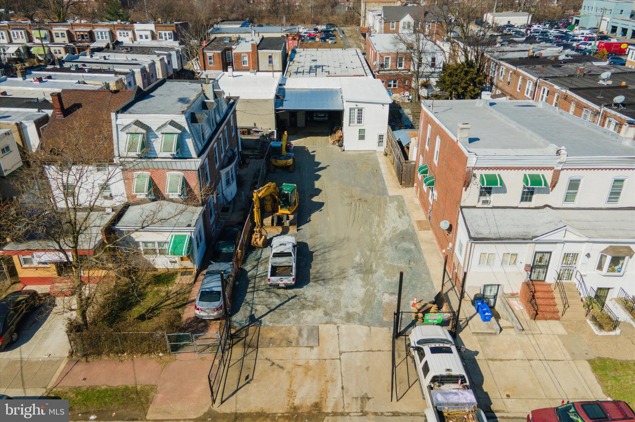 ELMWOOD PARK - Commercial Sale
