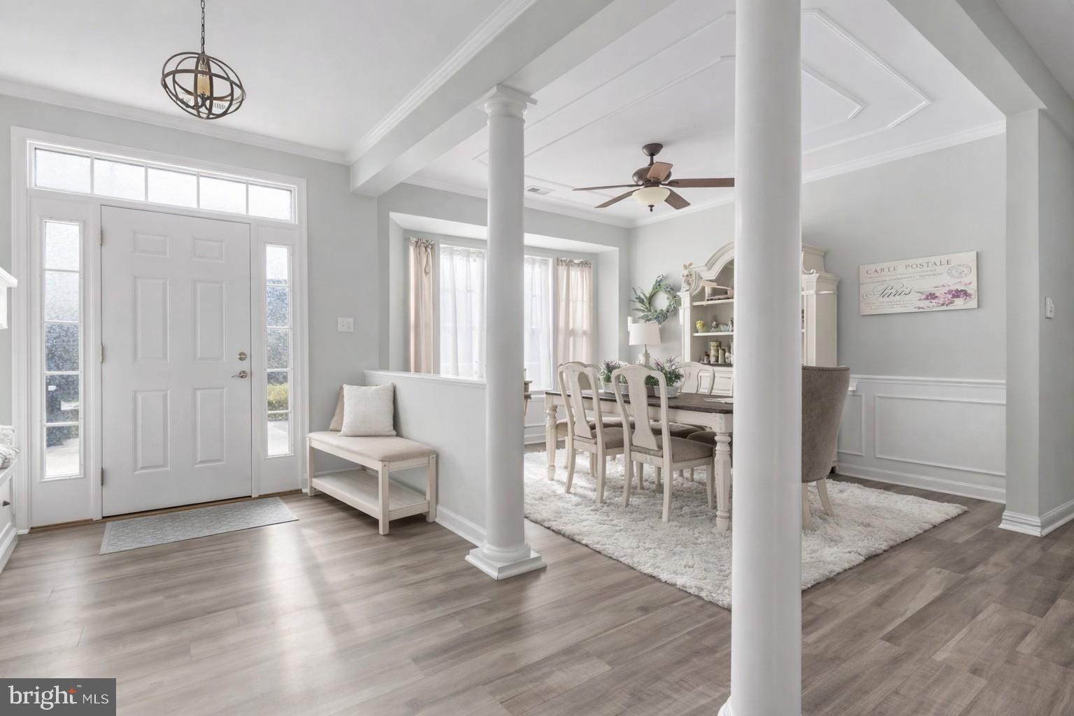 ROLLING HILLS - Residential