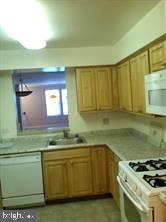 MONTGOMERY CHASE CODM - Residential Lease