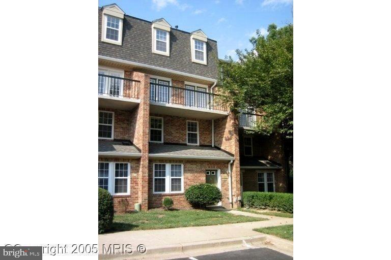 MONTGOMERY CHASE CODM - Residential Lease