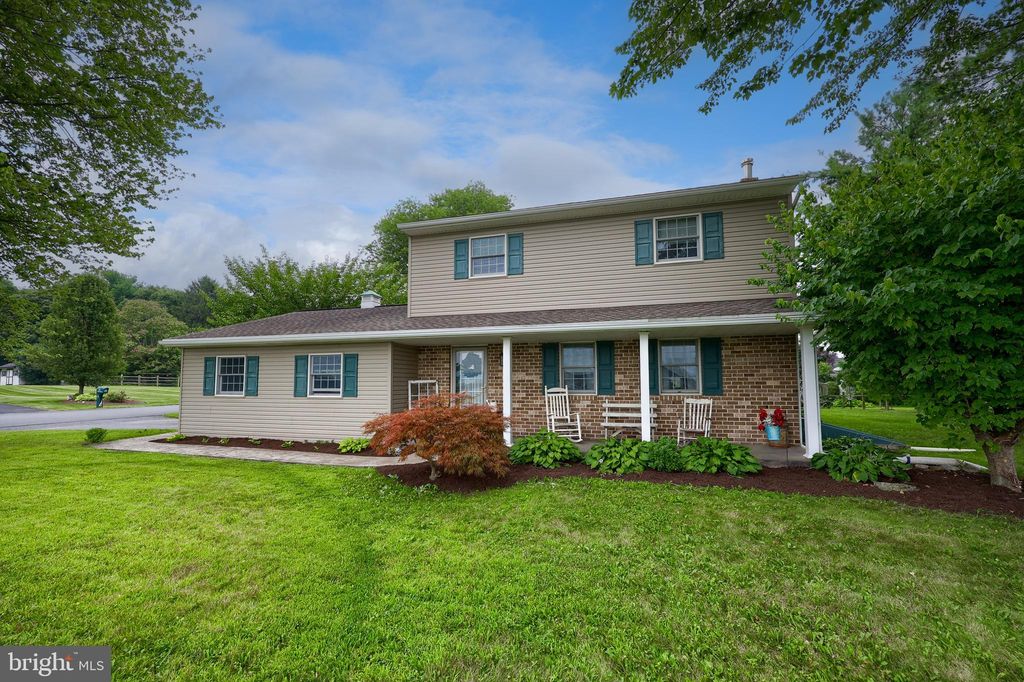 Photo of 400 Countryside Drive, EPHRATA, PA 17522 (MLS # PALA2074370)