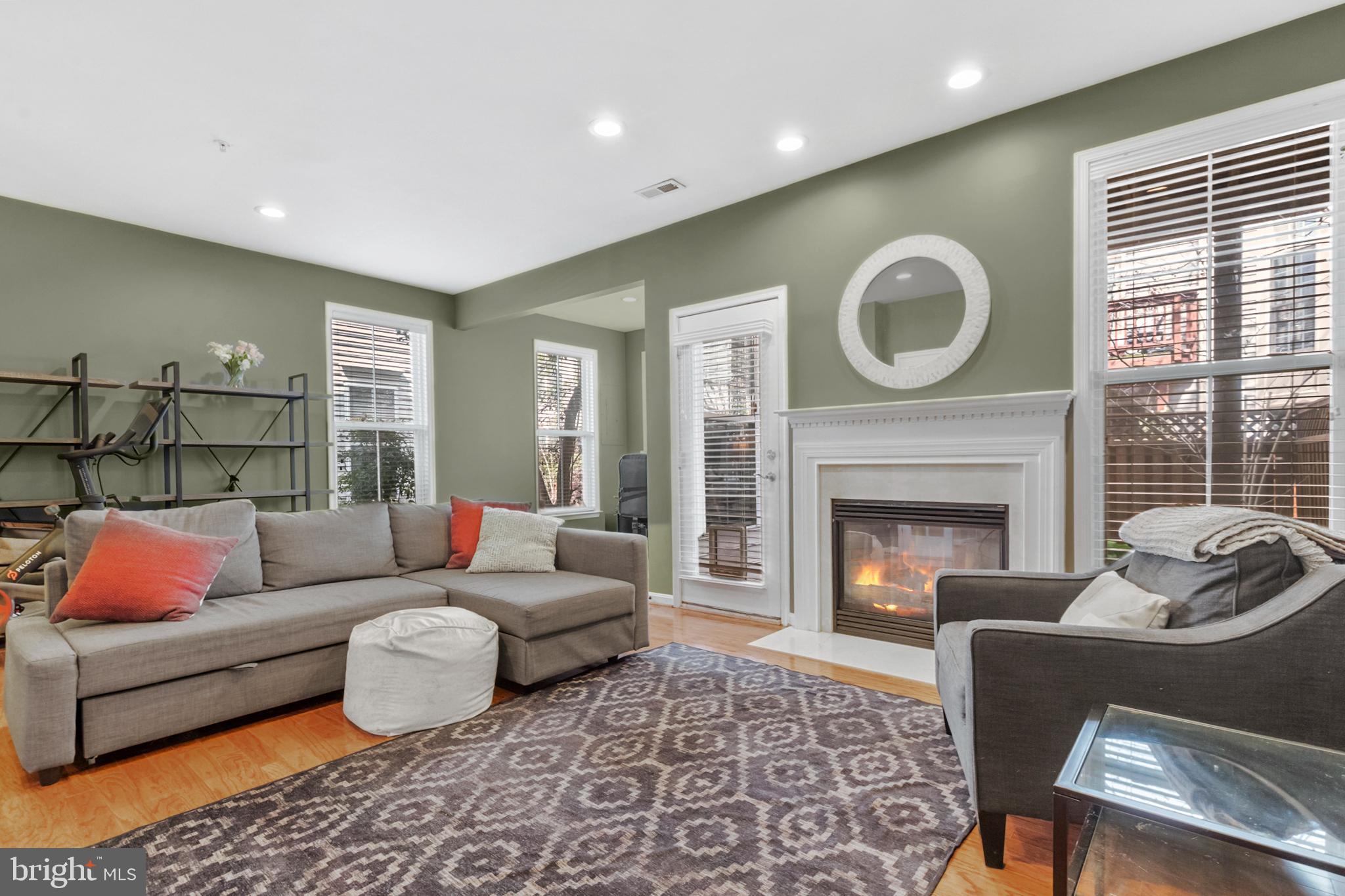 CAMERON STATION - Residential Lease