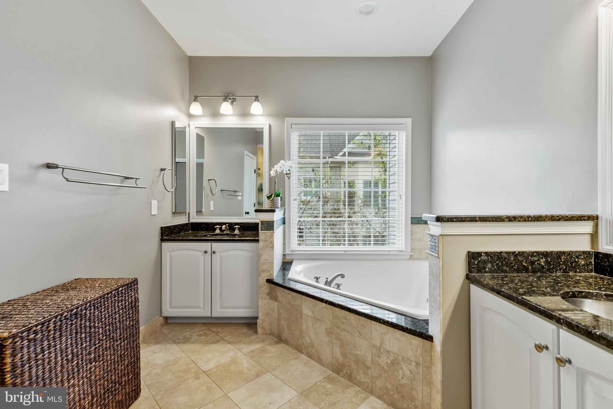 CAMERON STATION - Residential Lease