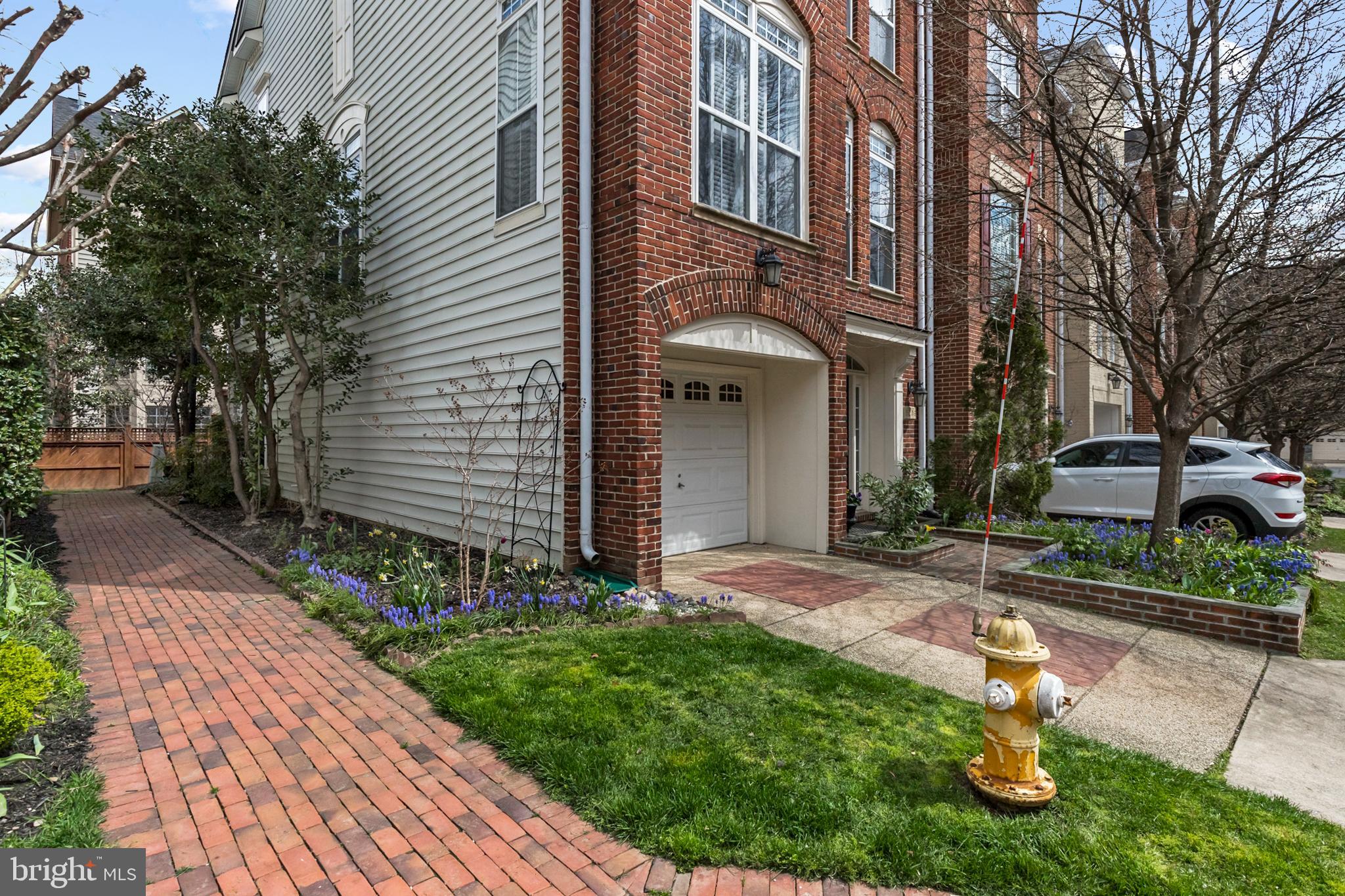 CAMERON STATION - Residential Lease