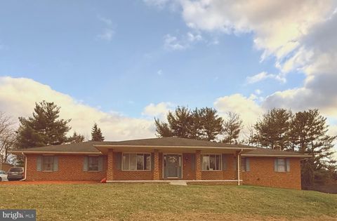 1958 HIGH STREET YORK PA 17408