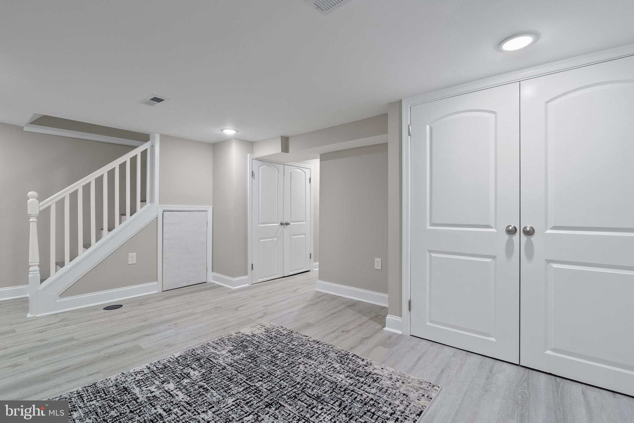 NORTHWOOD - Residential