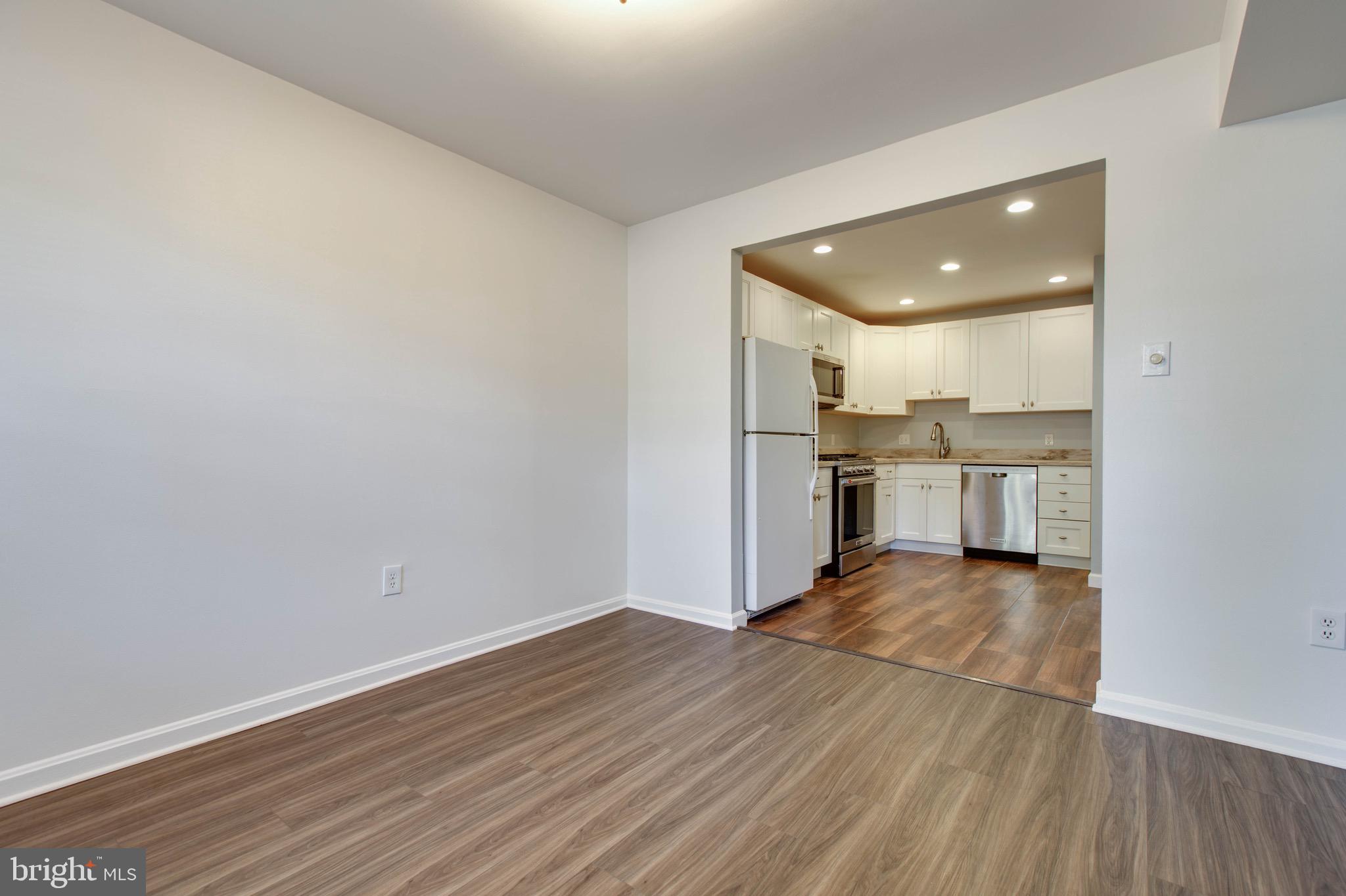 POTOMAC OAKS - Residential Lease