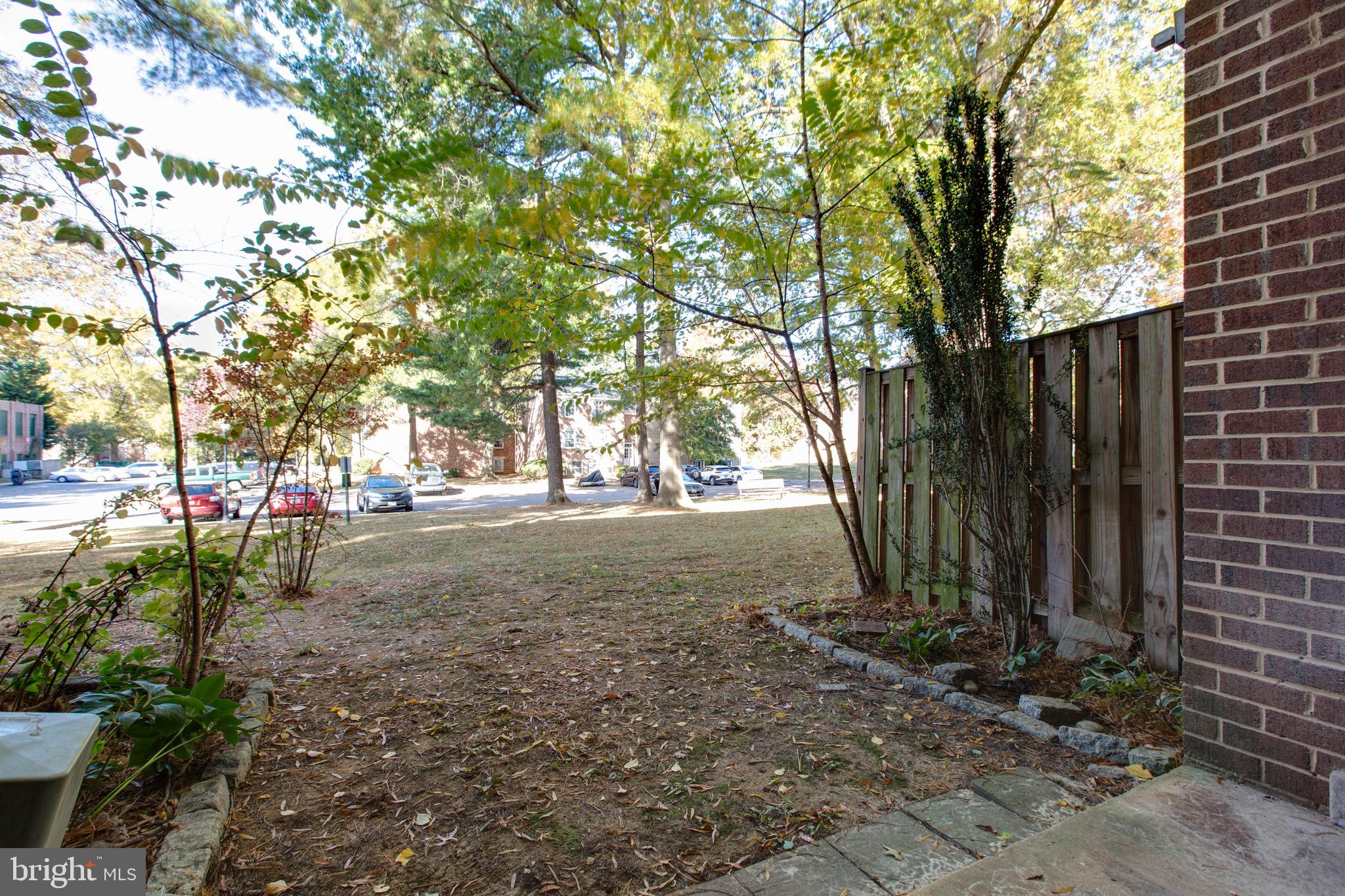 POTOMAC OAKS - Residential Lease