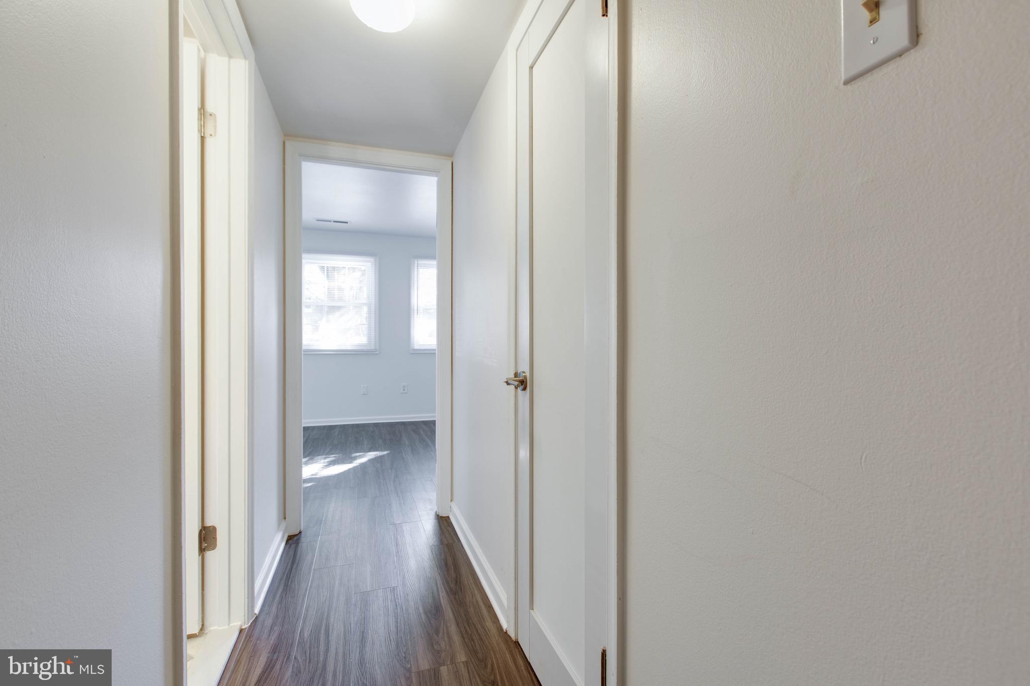 POTOMAC OAKS - Residential Lease