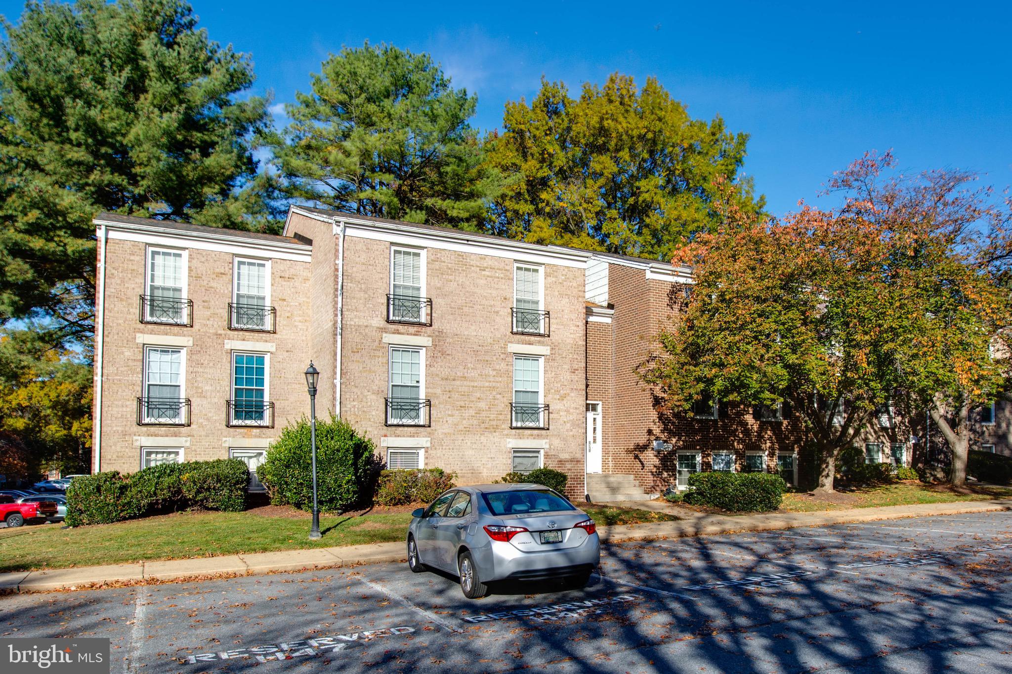POTOMAC OAKS - Residential Lease