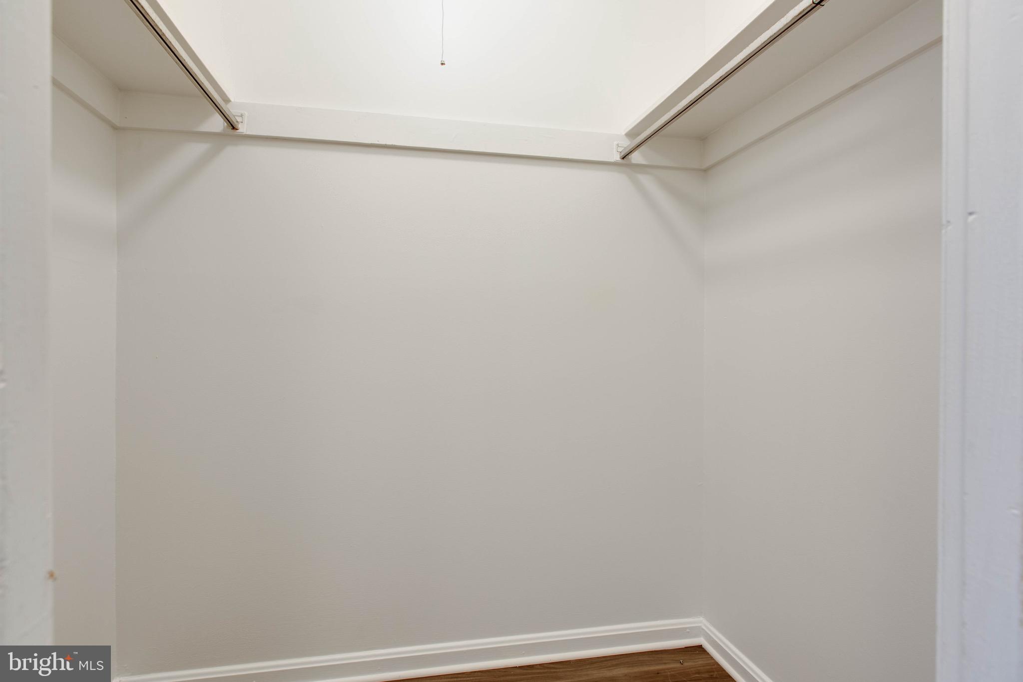 POTOMAC OAKS - Residential Lease