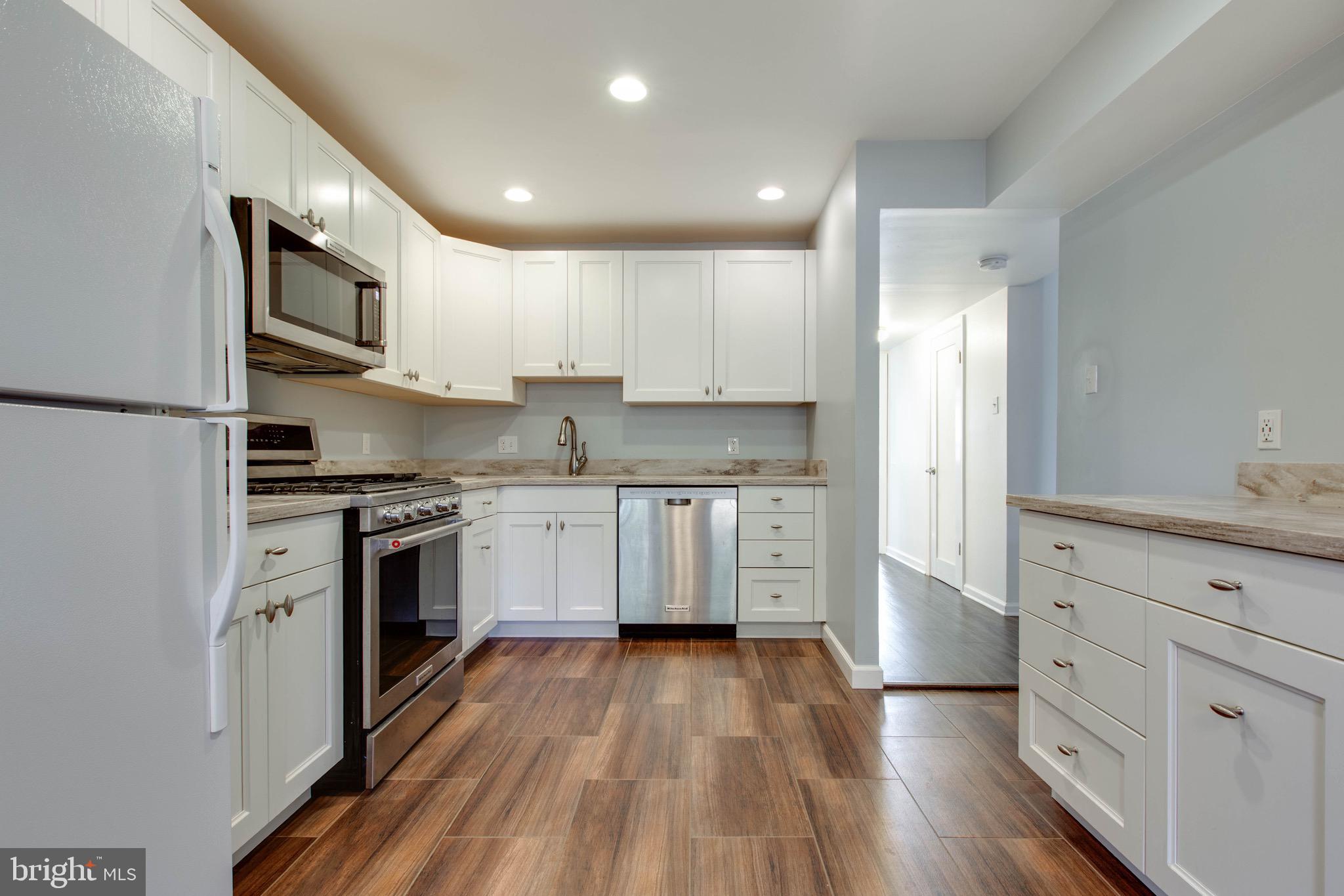 POTOMAC OAKS - Residential Lease