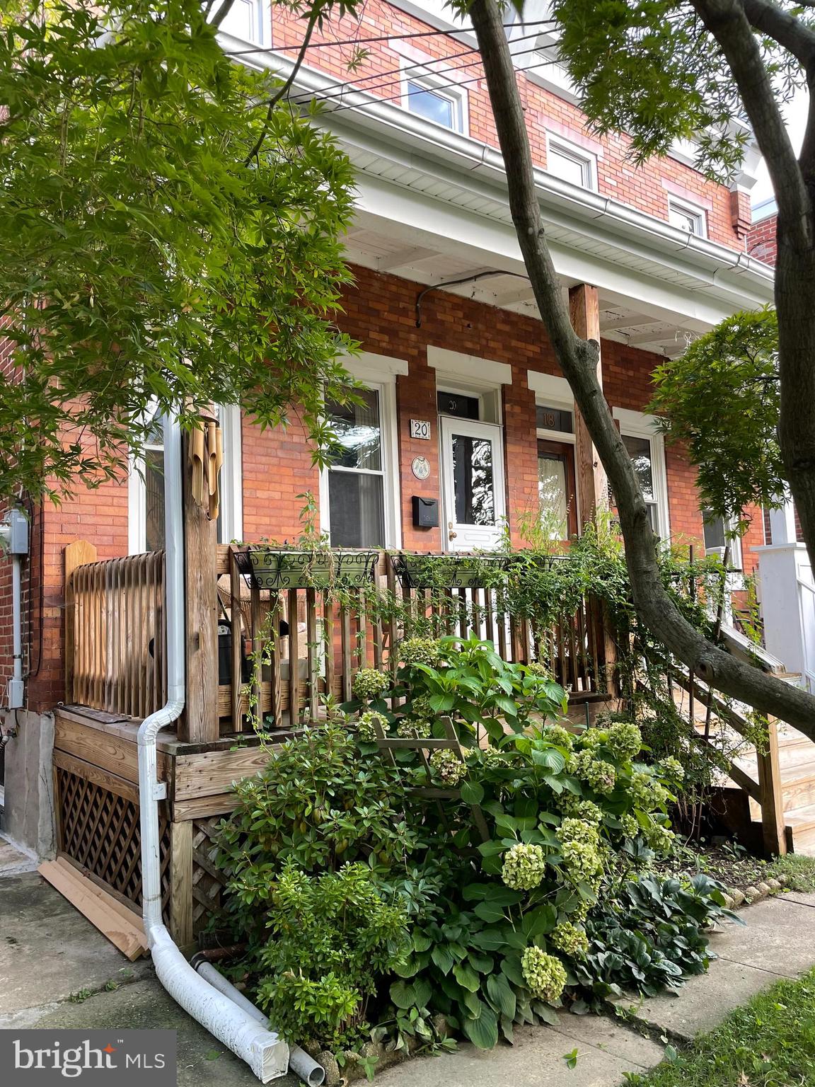 20 LINCOLN AVENUE