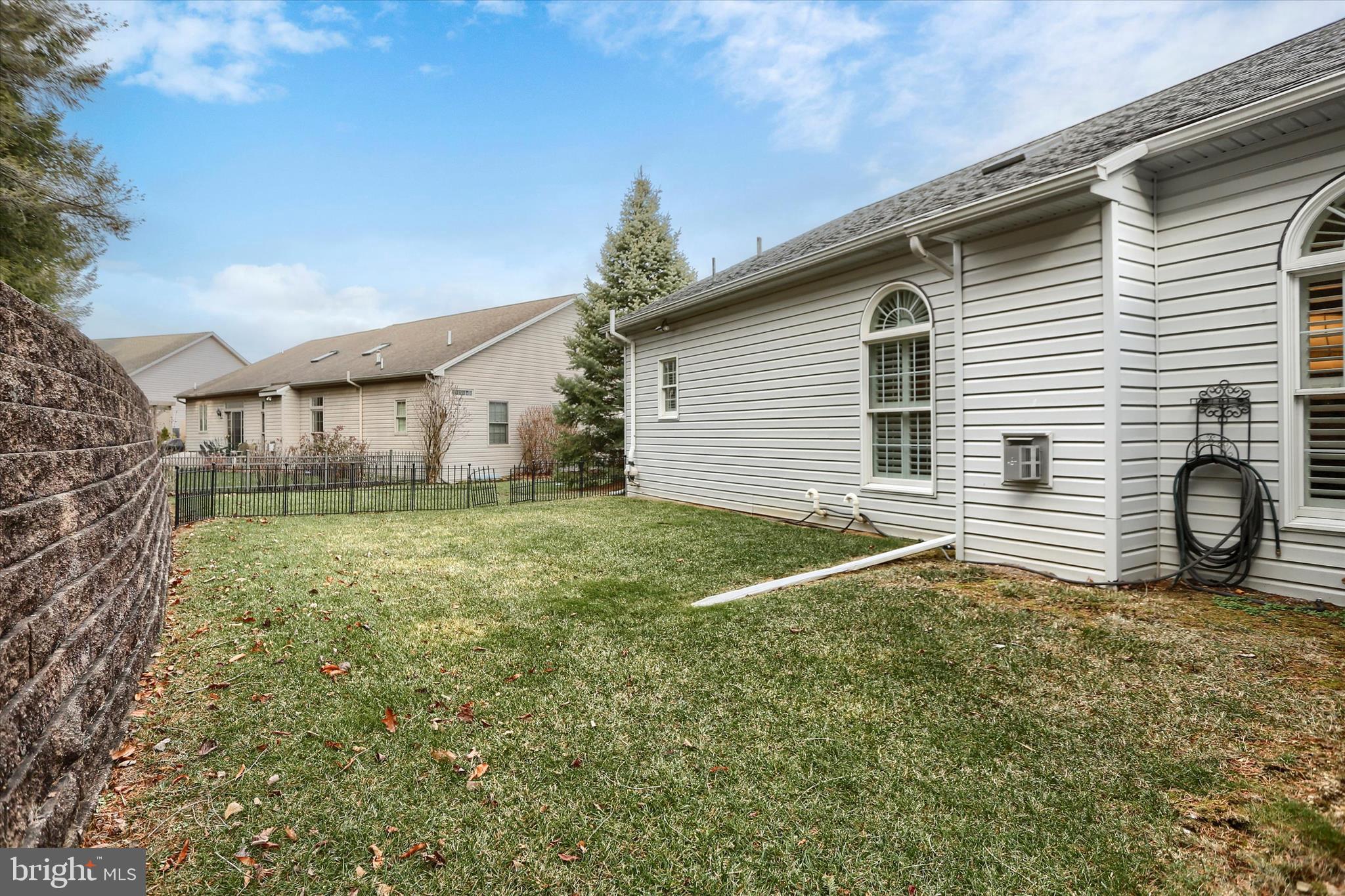 WHELAN CROSSING - Residential