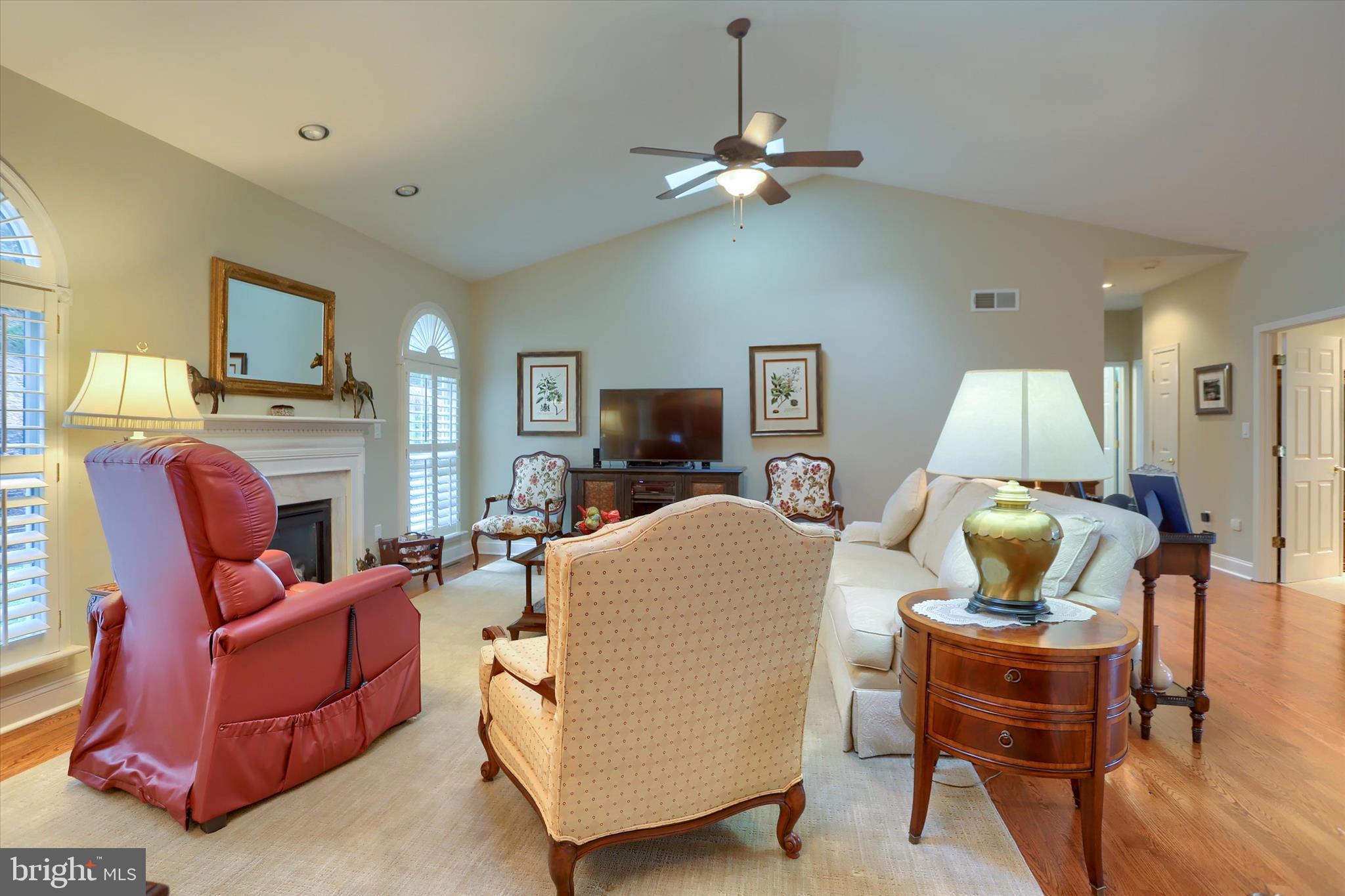 WHELAN CROSSING - Residential