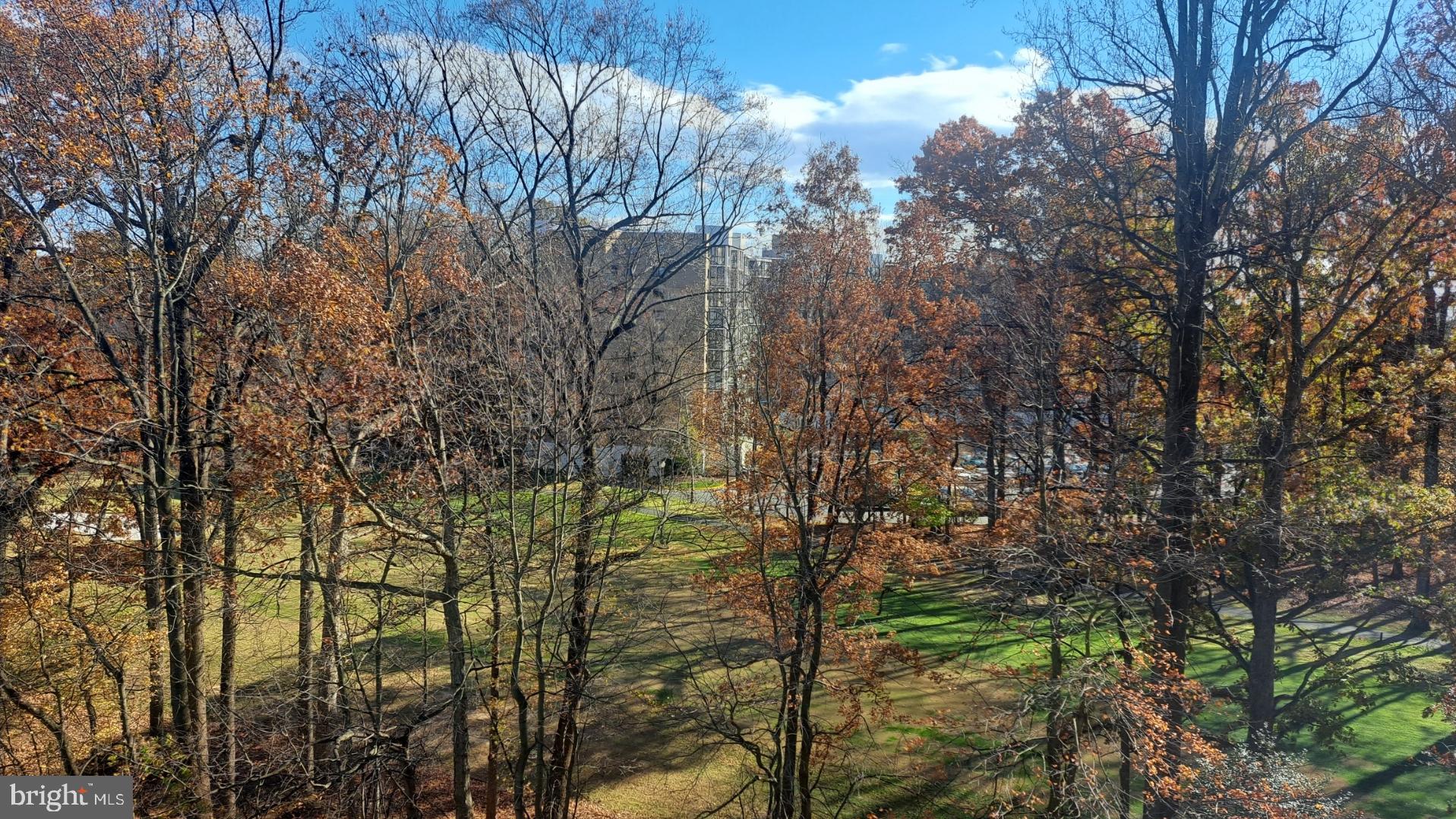 FAIRWAYS NORTH - Residential