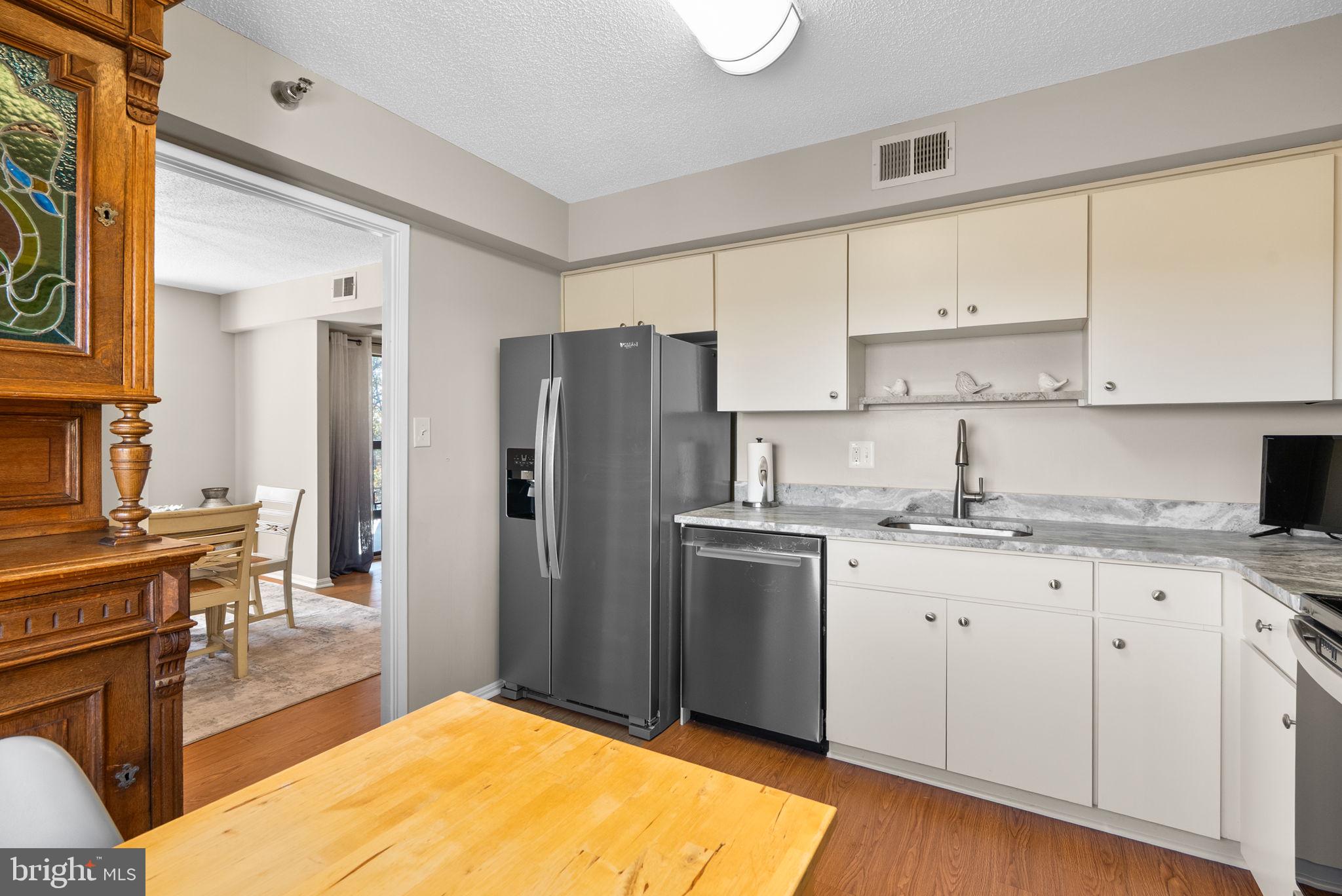 FAIRWAYS NORTH - Residential