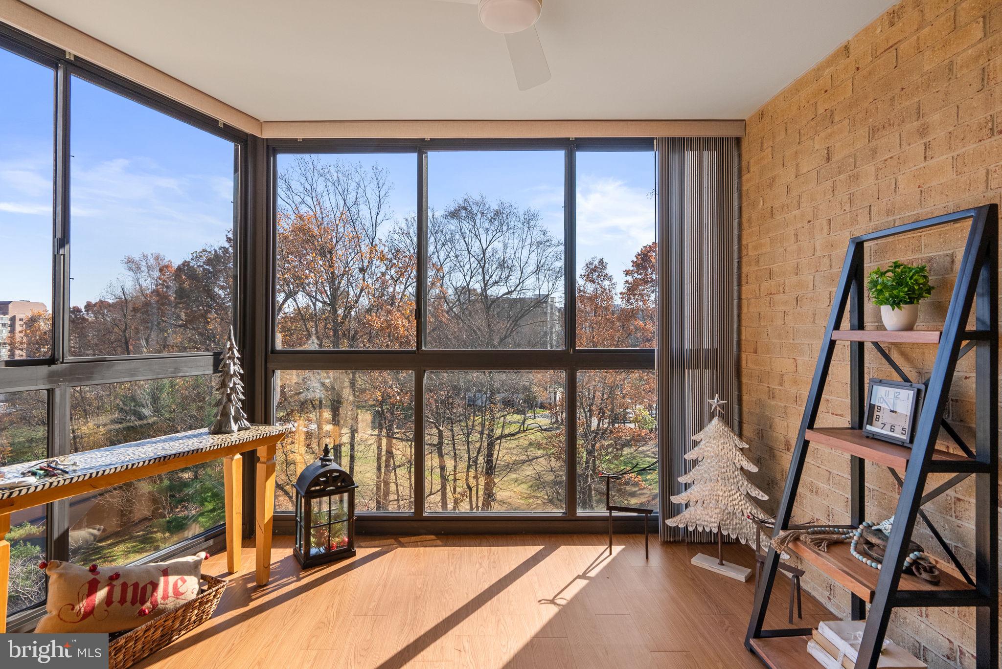 FAIRWAYS NORTH - Residential