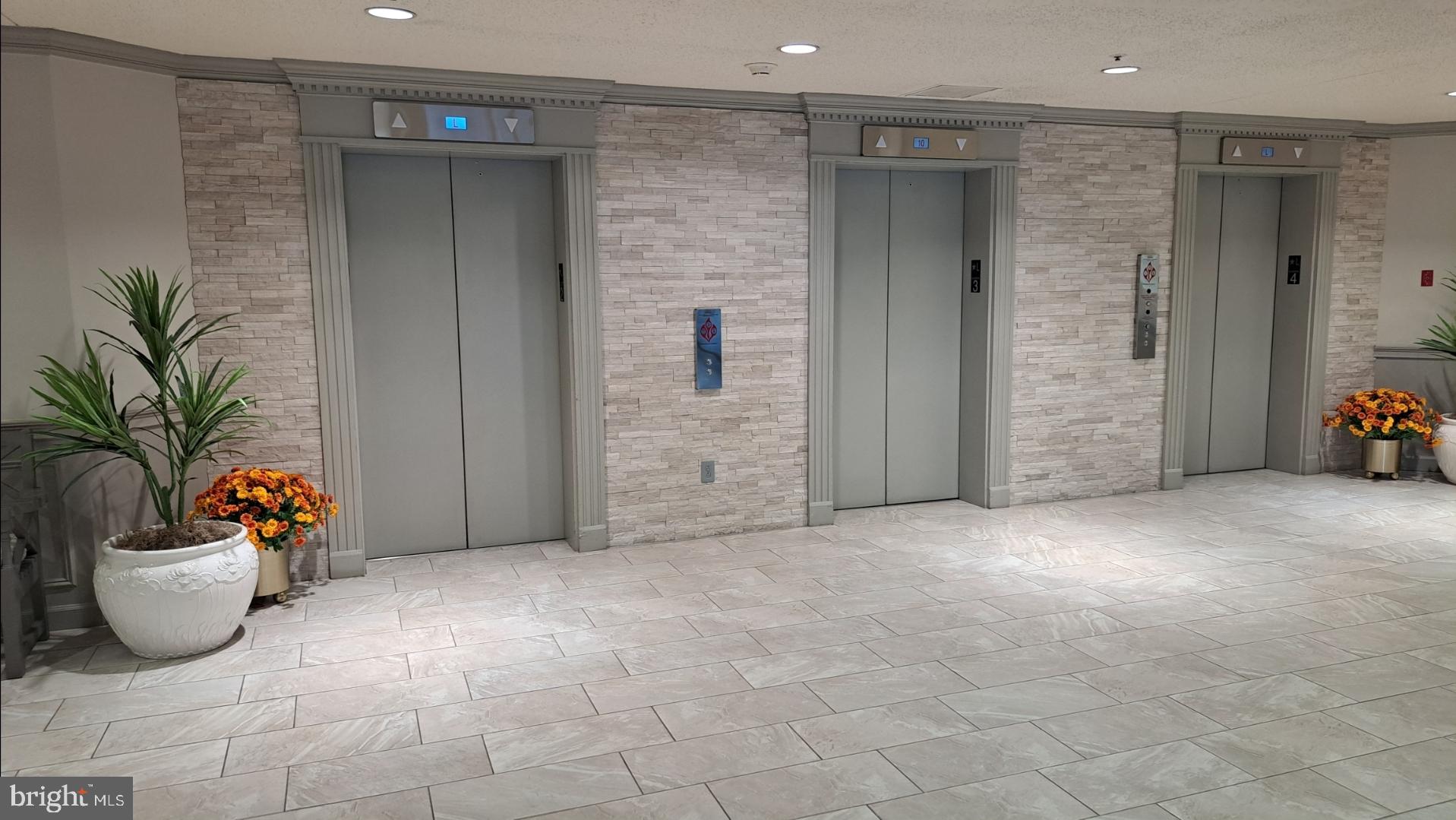 FAIRWAYS NORTH - Residential