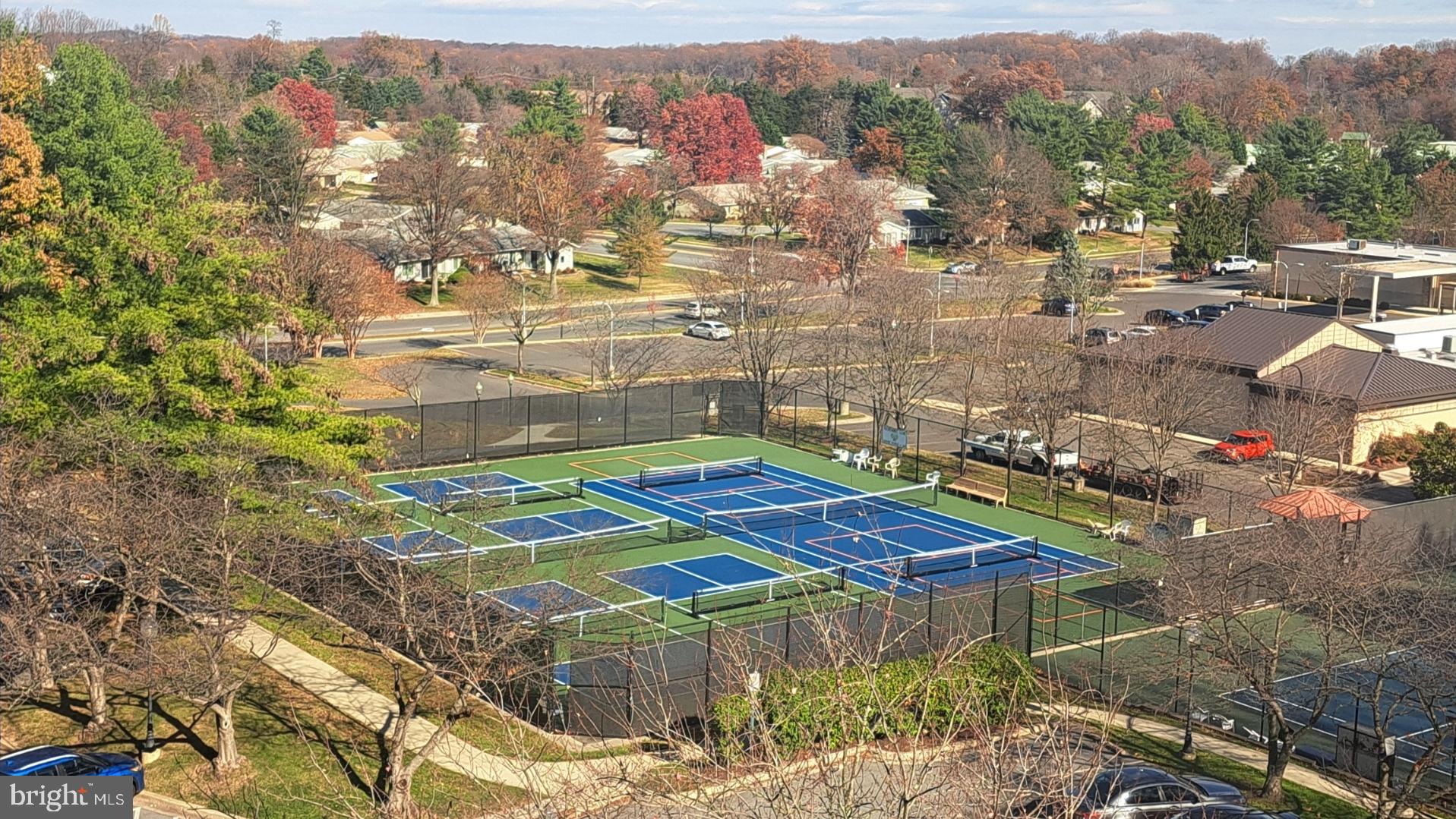 FAIRWAYS NORTH - Residential