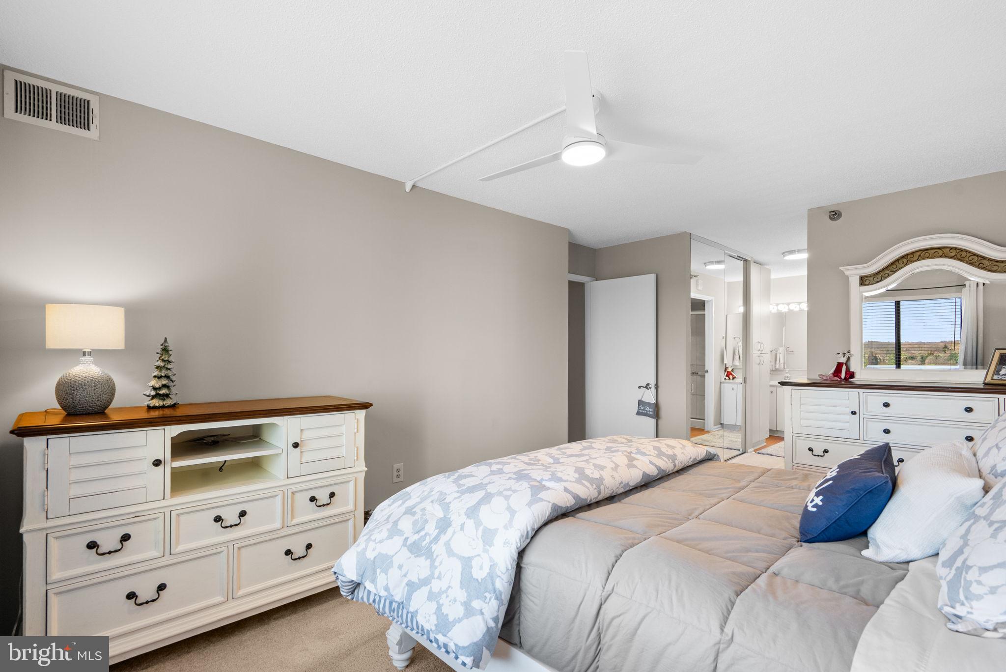 FAIRWAYS NORTH - Residential