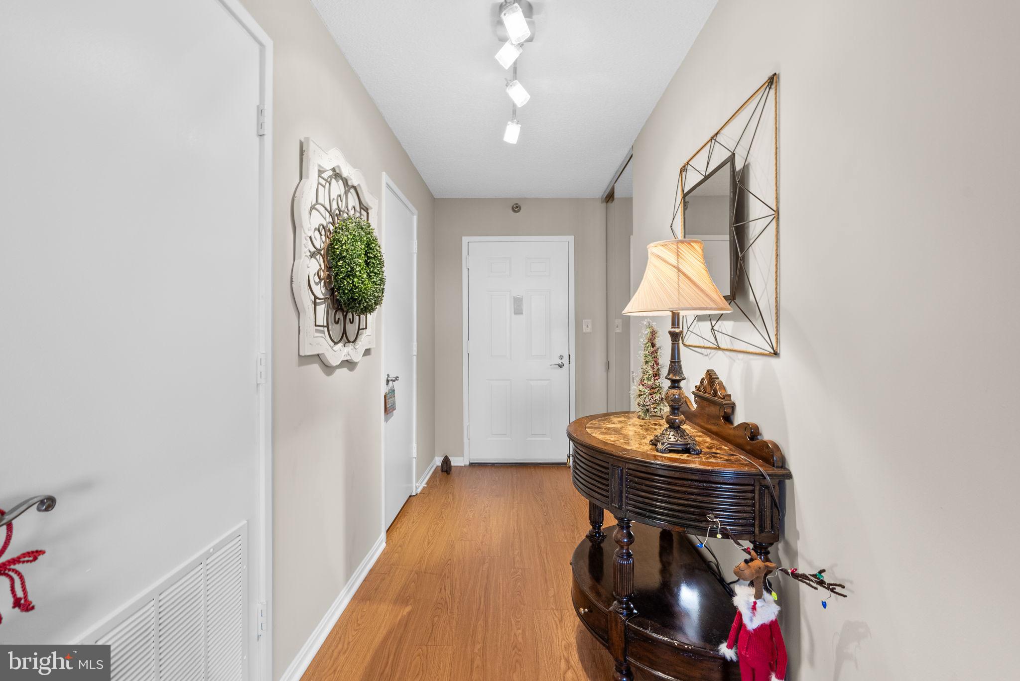 FAIRWAYS NORTH - Residential