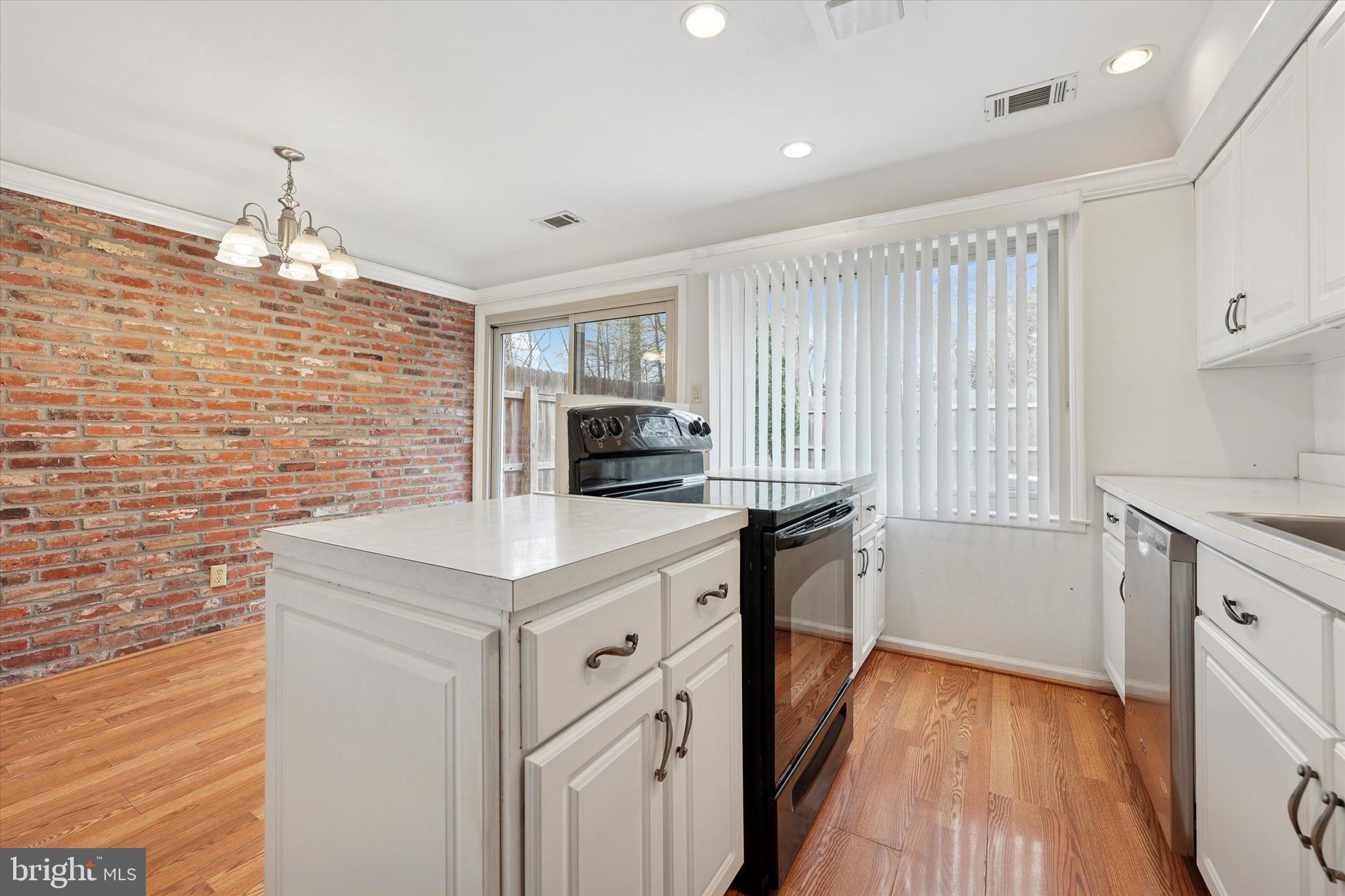 GEORGETOWN OF PHIL - Residential Lease