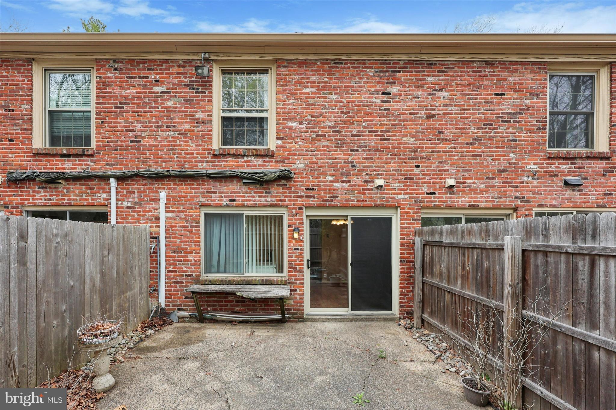 GEORGETOWN OF PHIL - Residential Lease