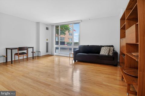 Tiny photo for 950 NW 25th Street NW, WASHINGTON, DC 20037 (MLS # DCDC2259570)