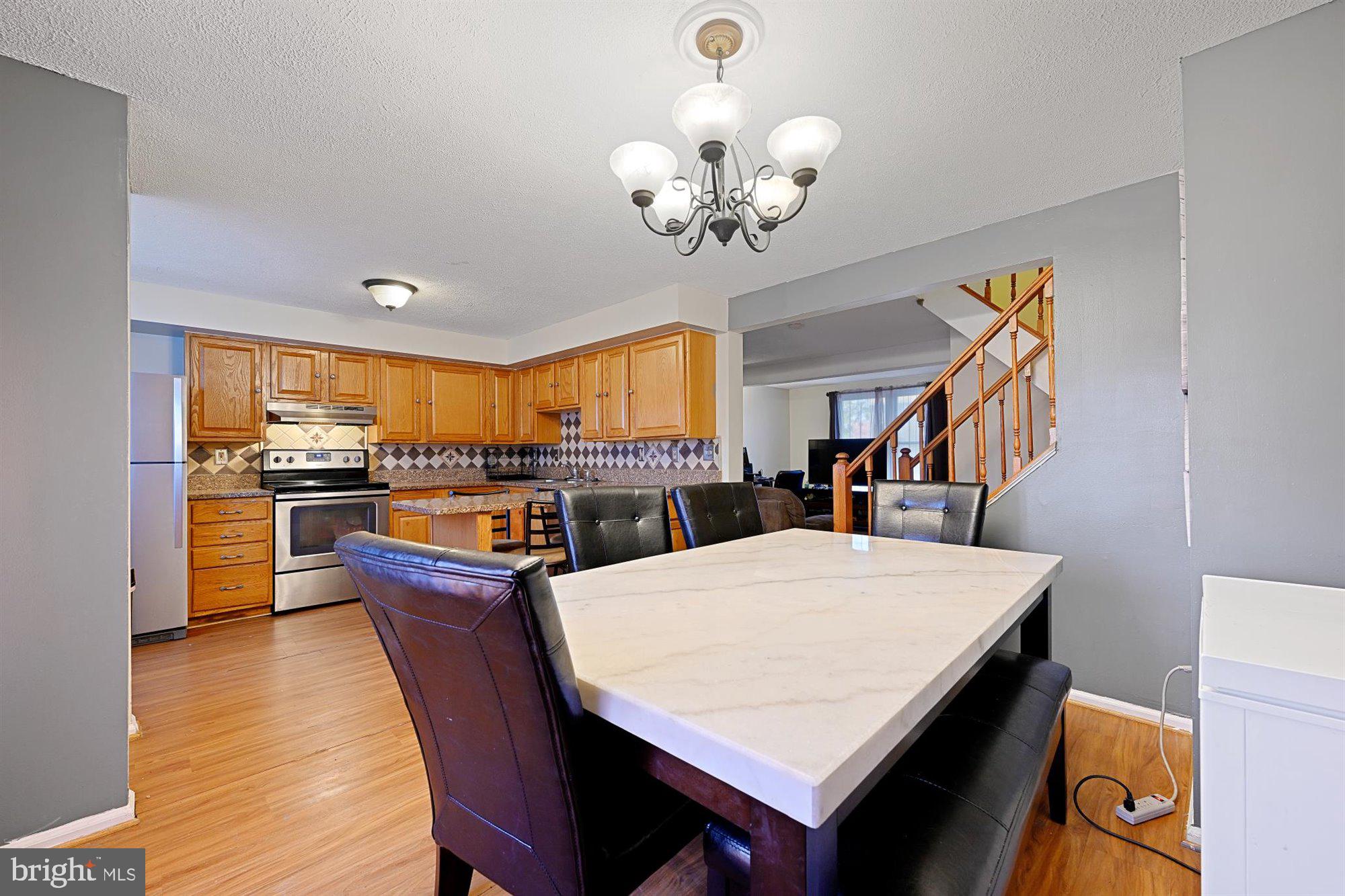 CROSBY HILL - Residential