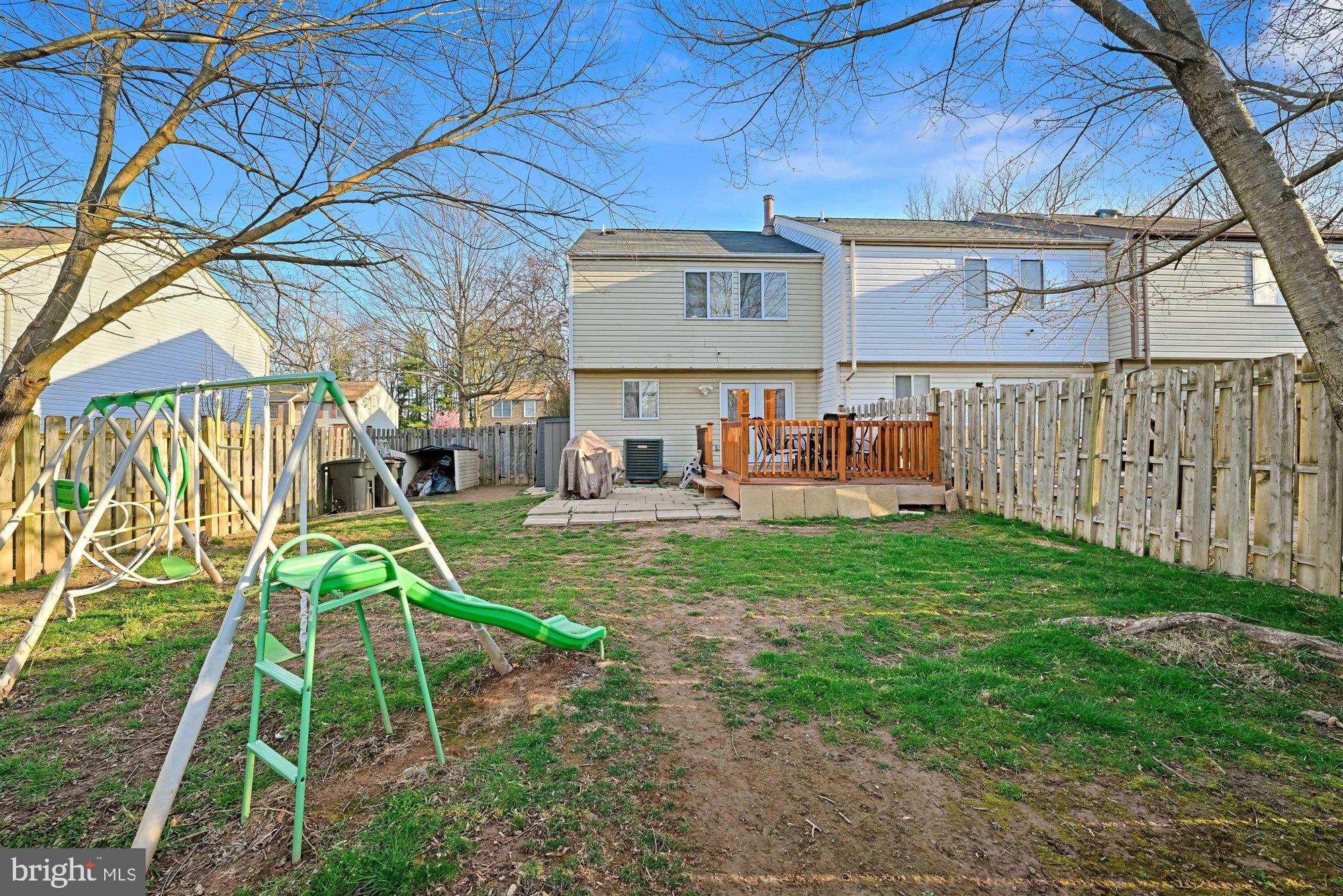 CROSBY HILL - Residential