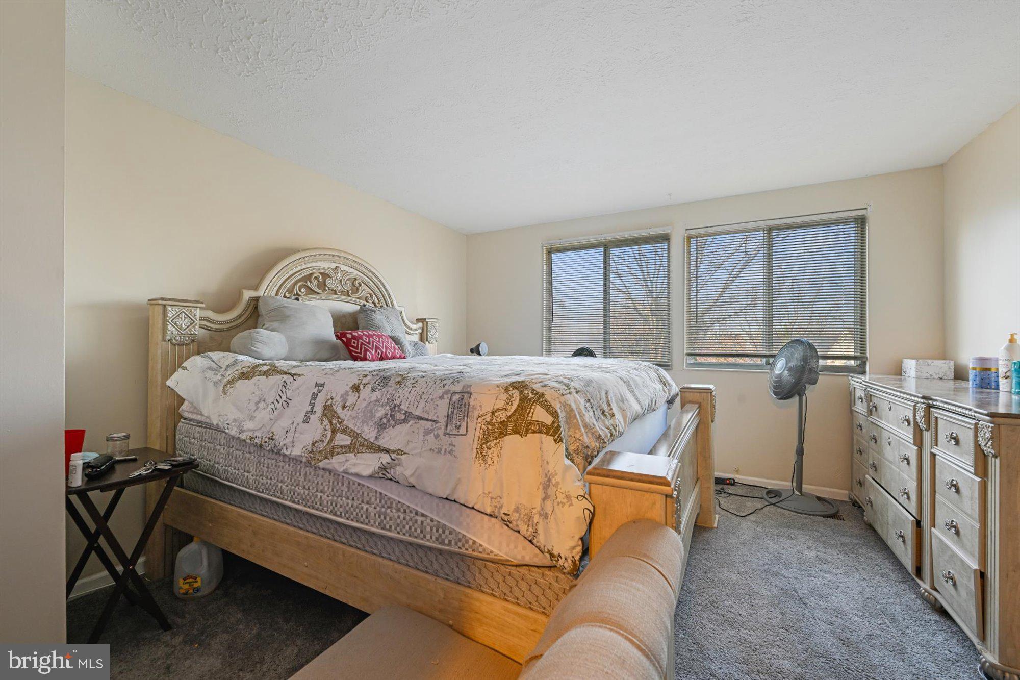 CROSBY HILL - Residential