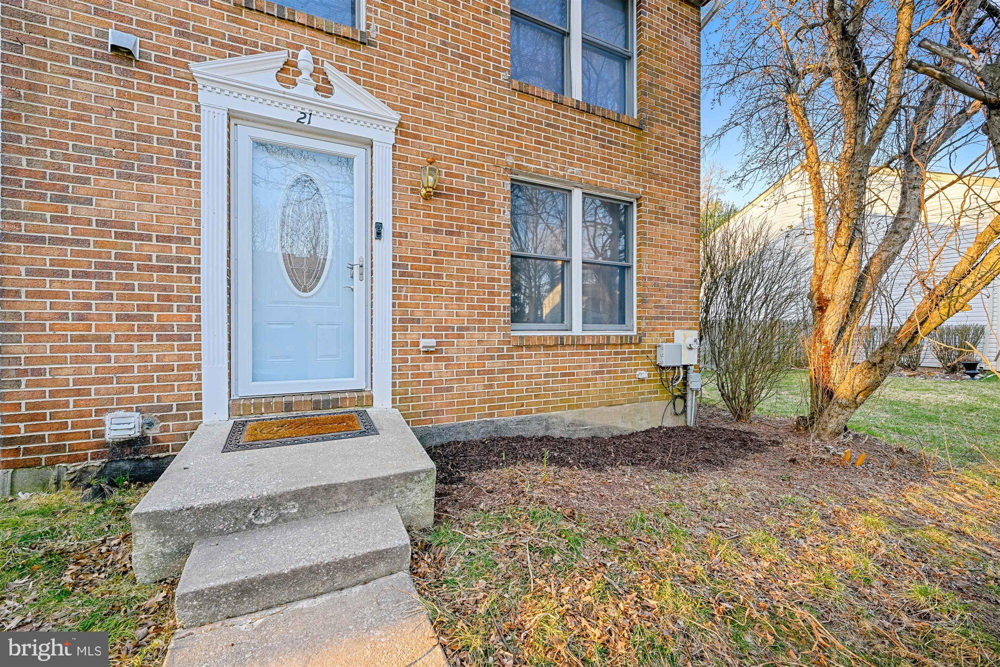 CROSBY HILL - Residential